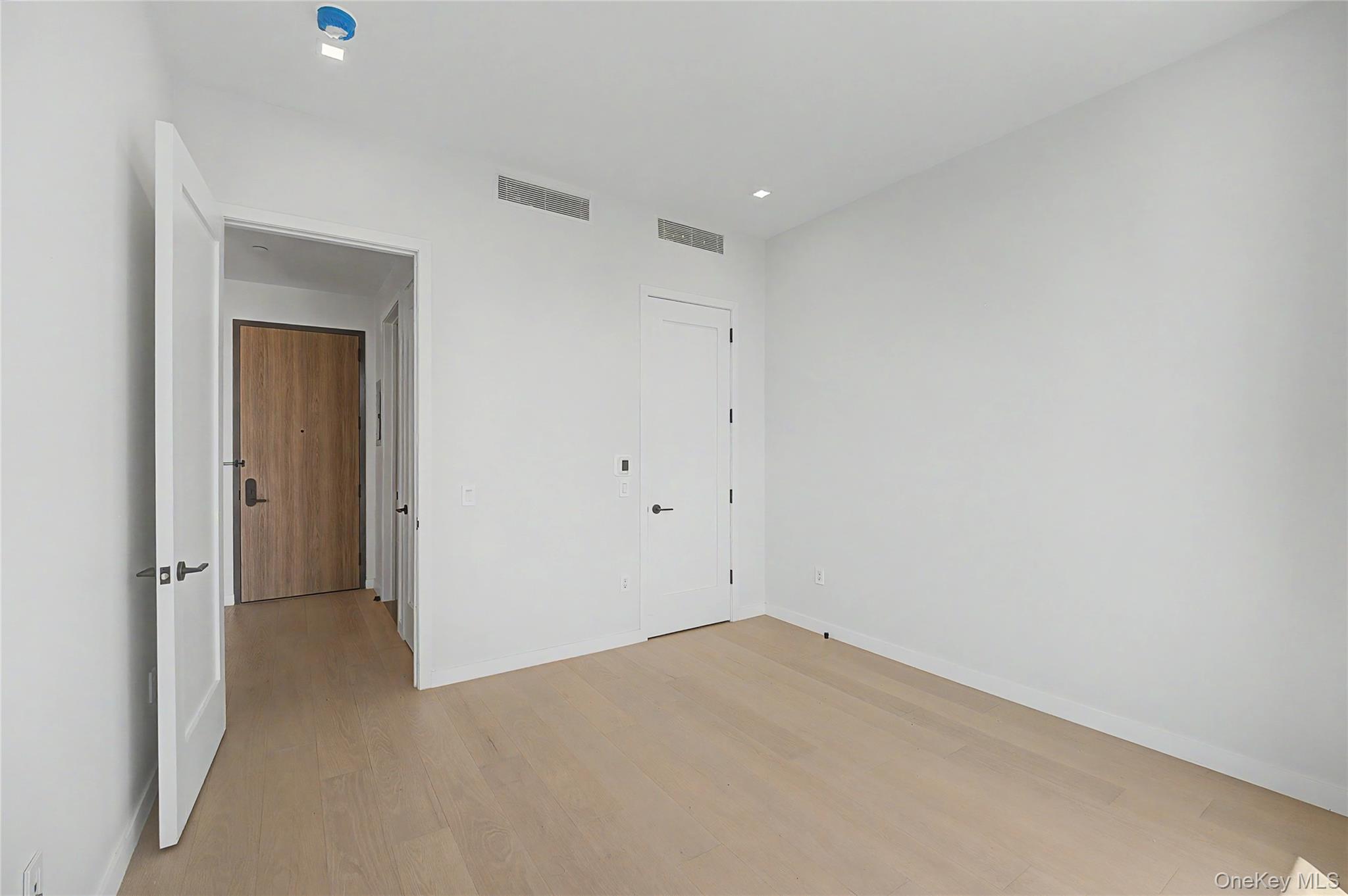 35-32 Leavitt Street, Unit 12B photo 16