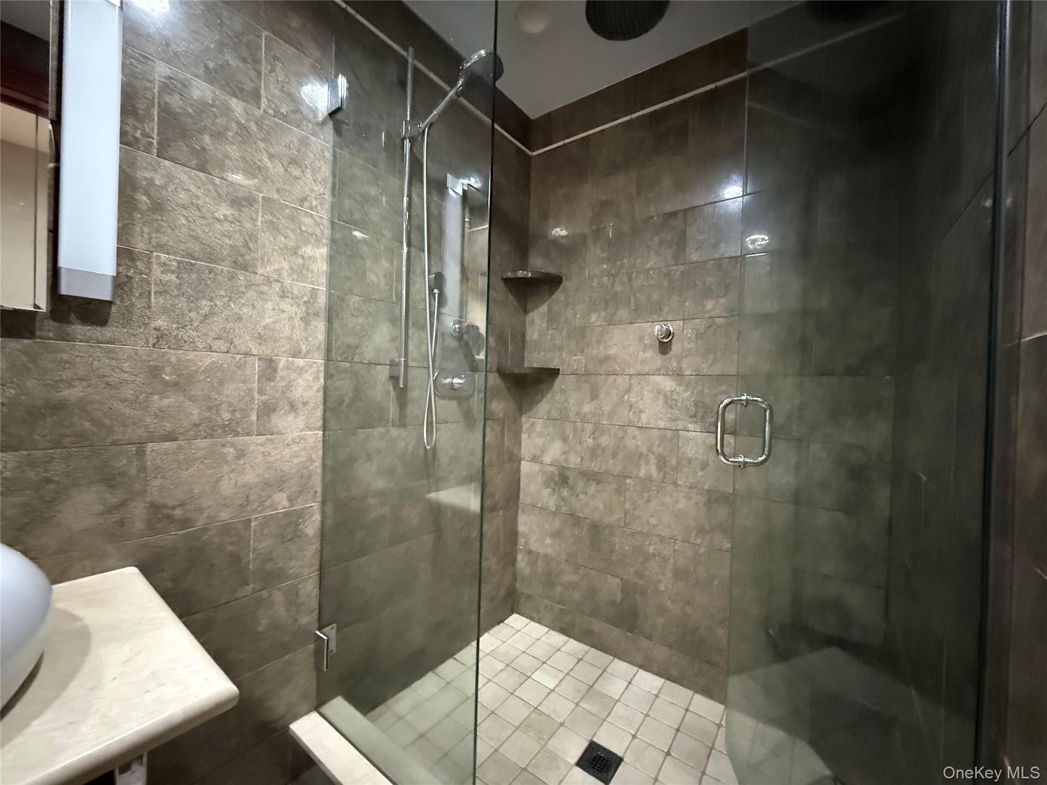 6194 Grove Street – For Rent photo 5