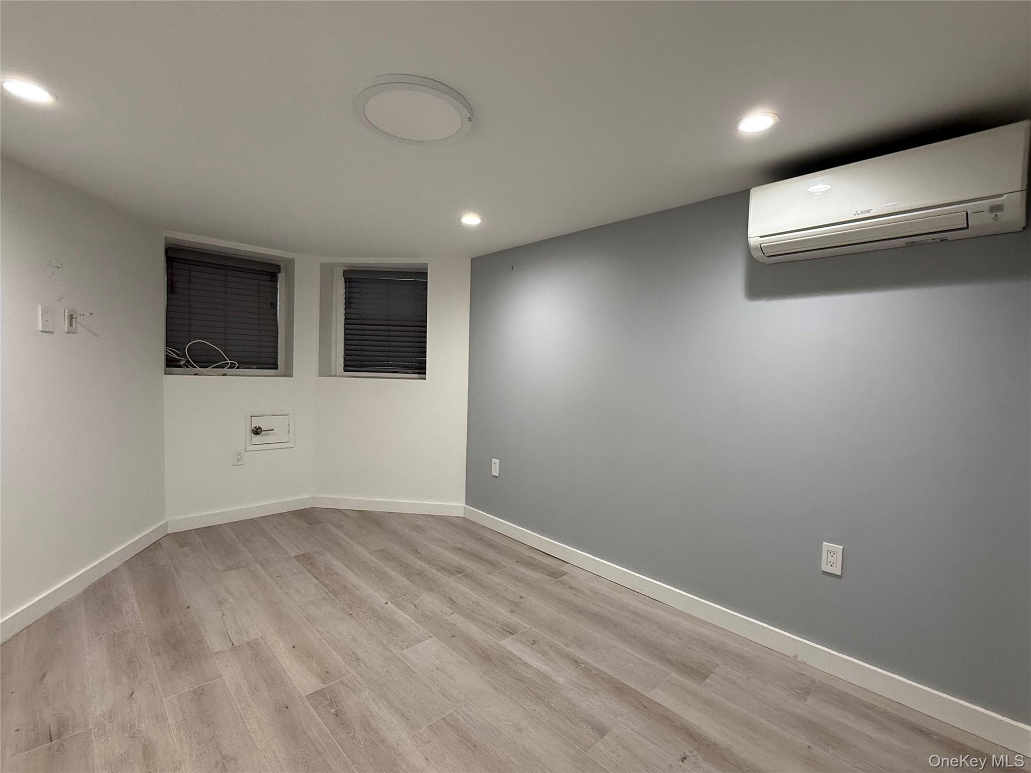 6194 Grove Street – For Rent photo 9