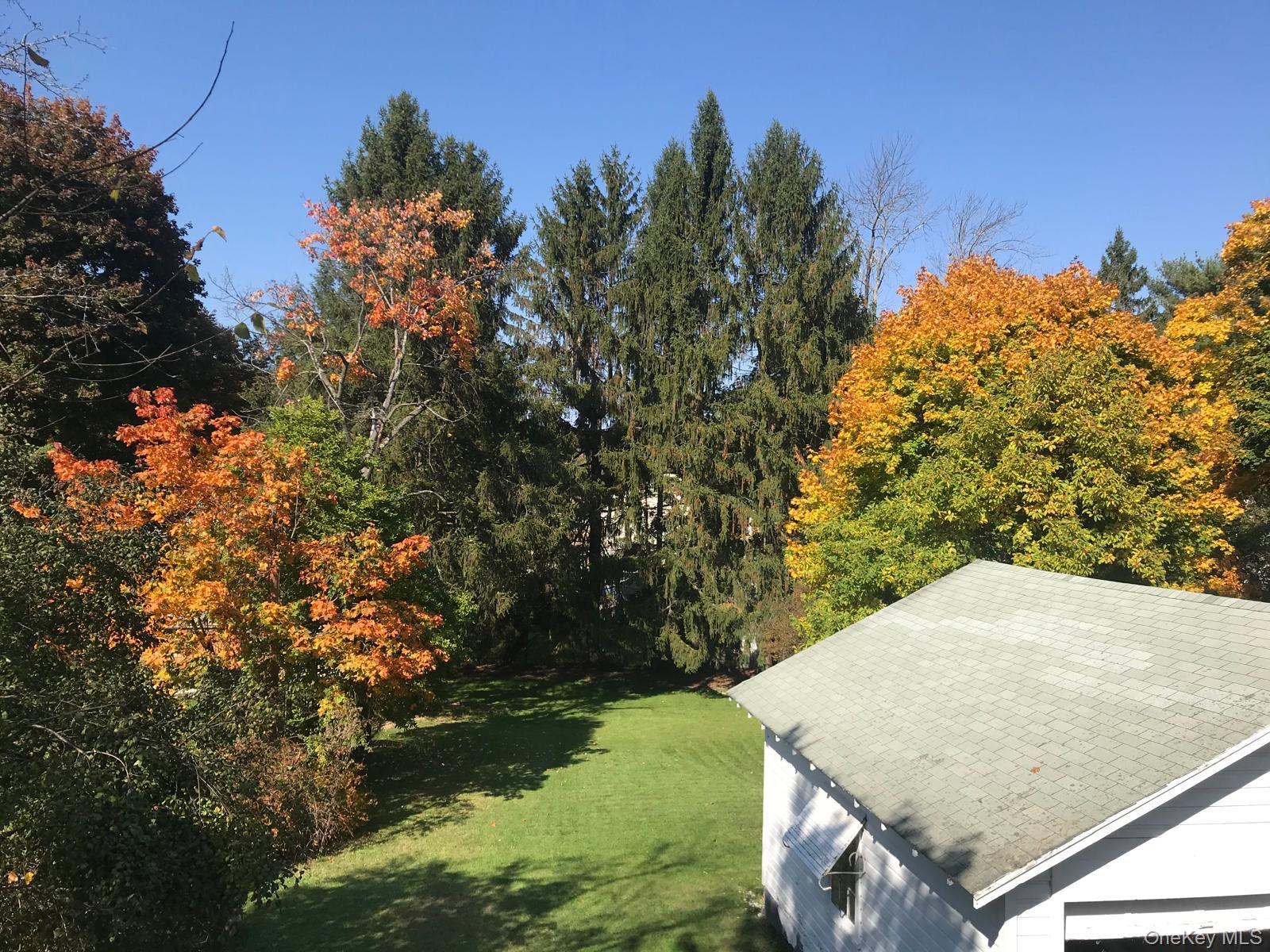 39 California Avenue – For Sale photo 16