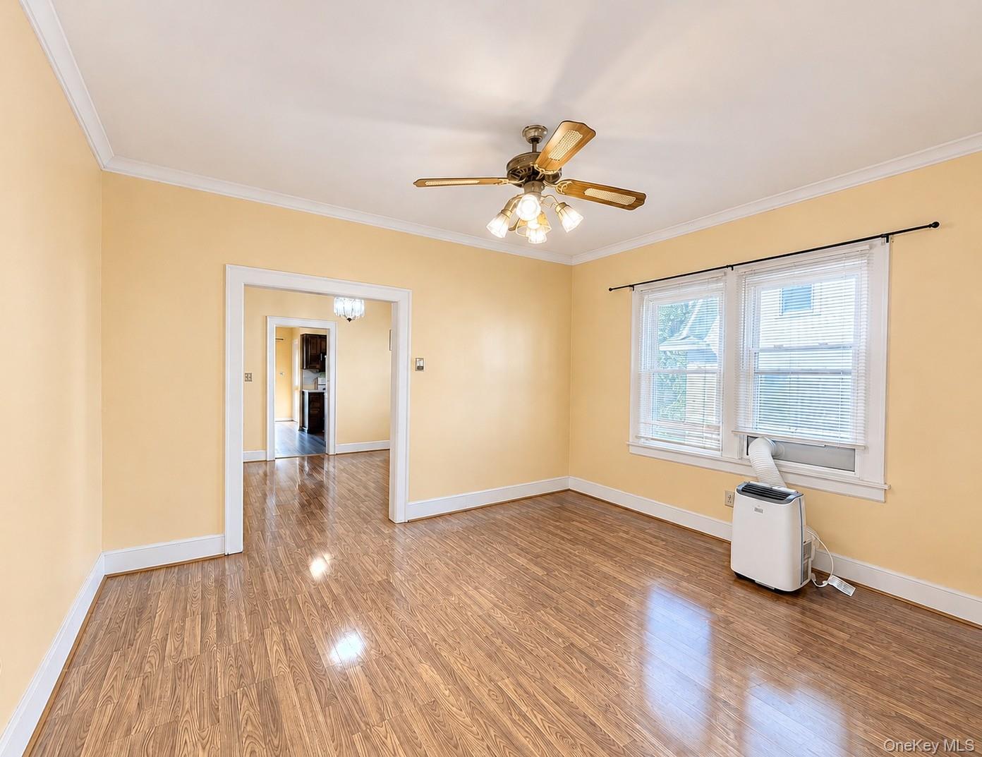 39 California Avenue – For Sale photo 4
