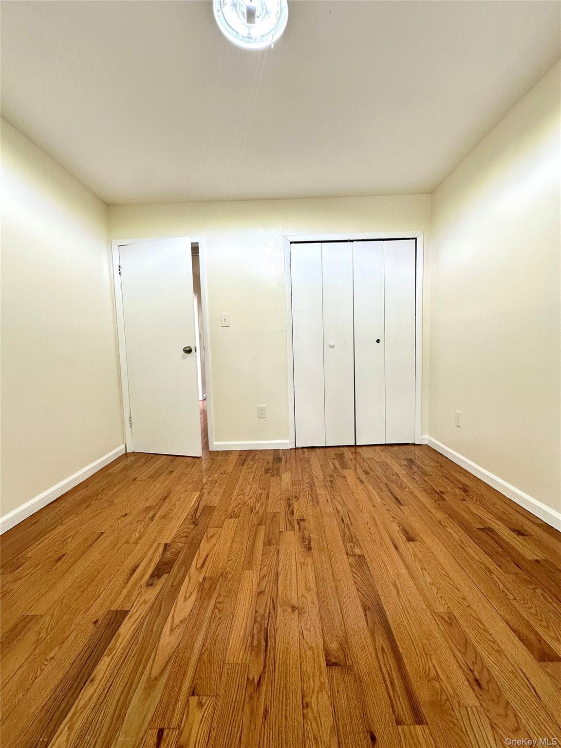 2069 Lacombe Avenue, Unit 2 photo 13