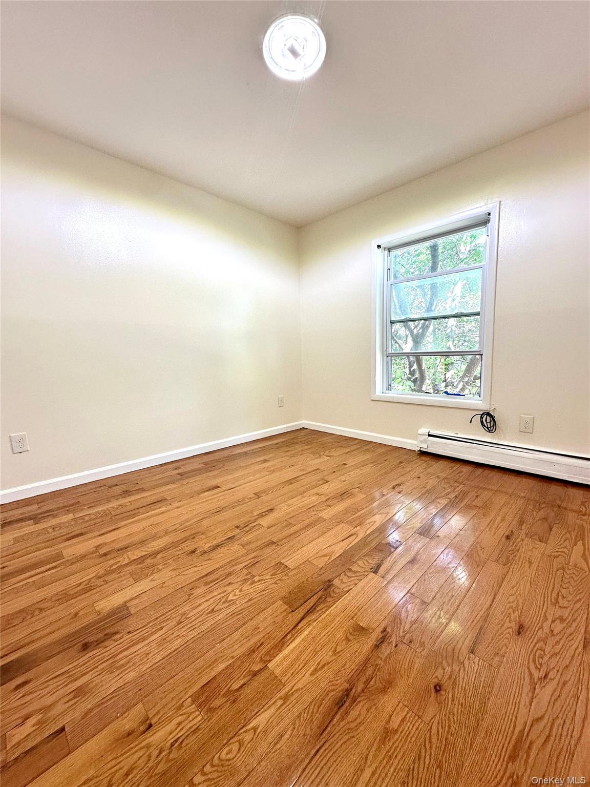 2069 Lacombe Avenue, Unit 2 photo 14
