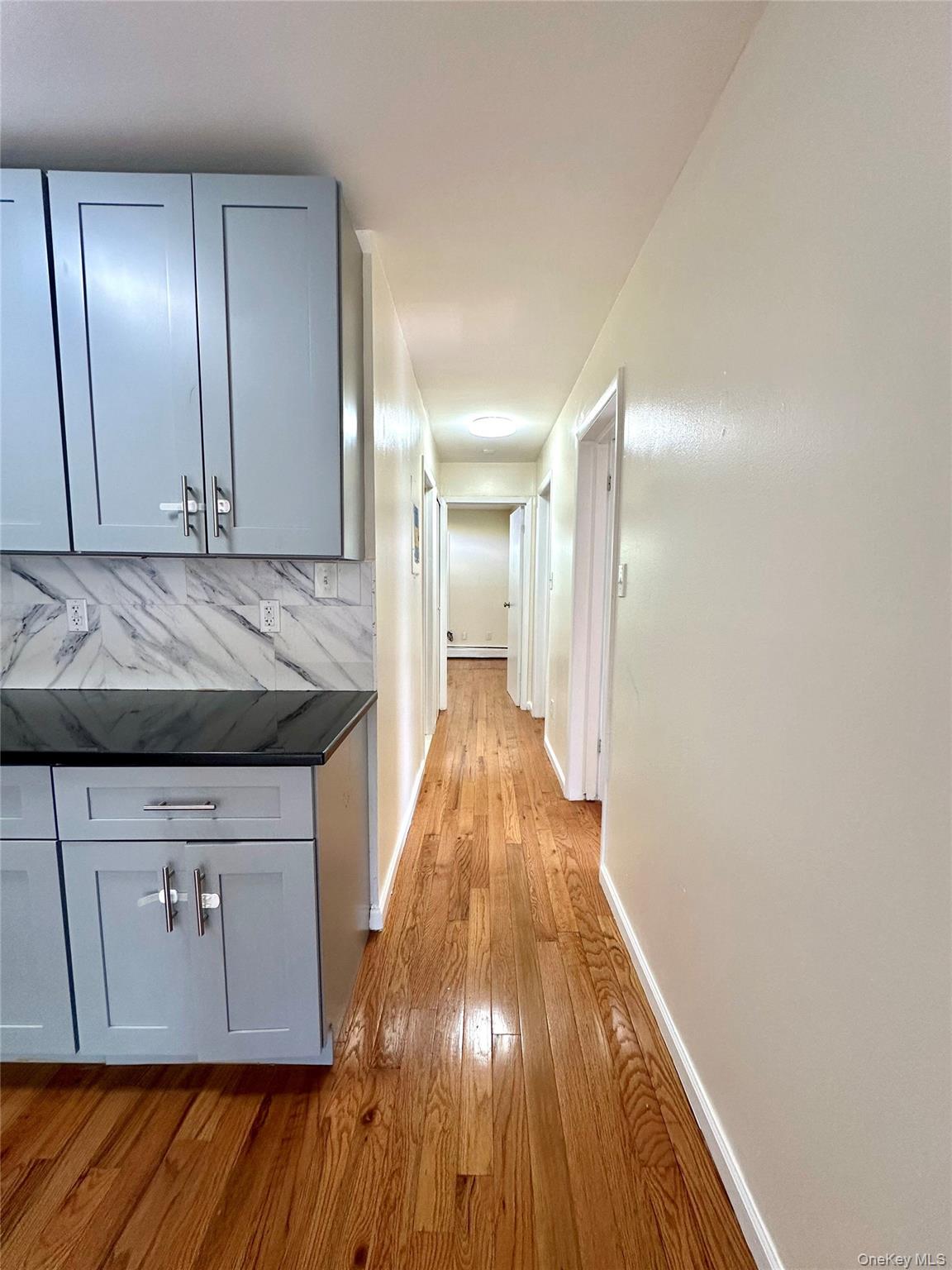 2069 Lacombe Avenue, Unit 2 photo 15
