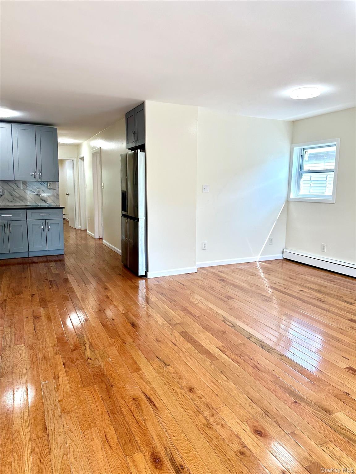 2069 Lacombe Avenue, Unit 2 photo 3