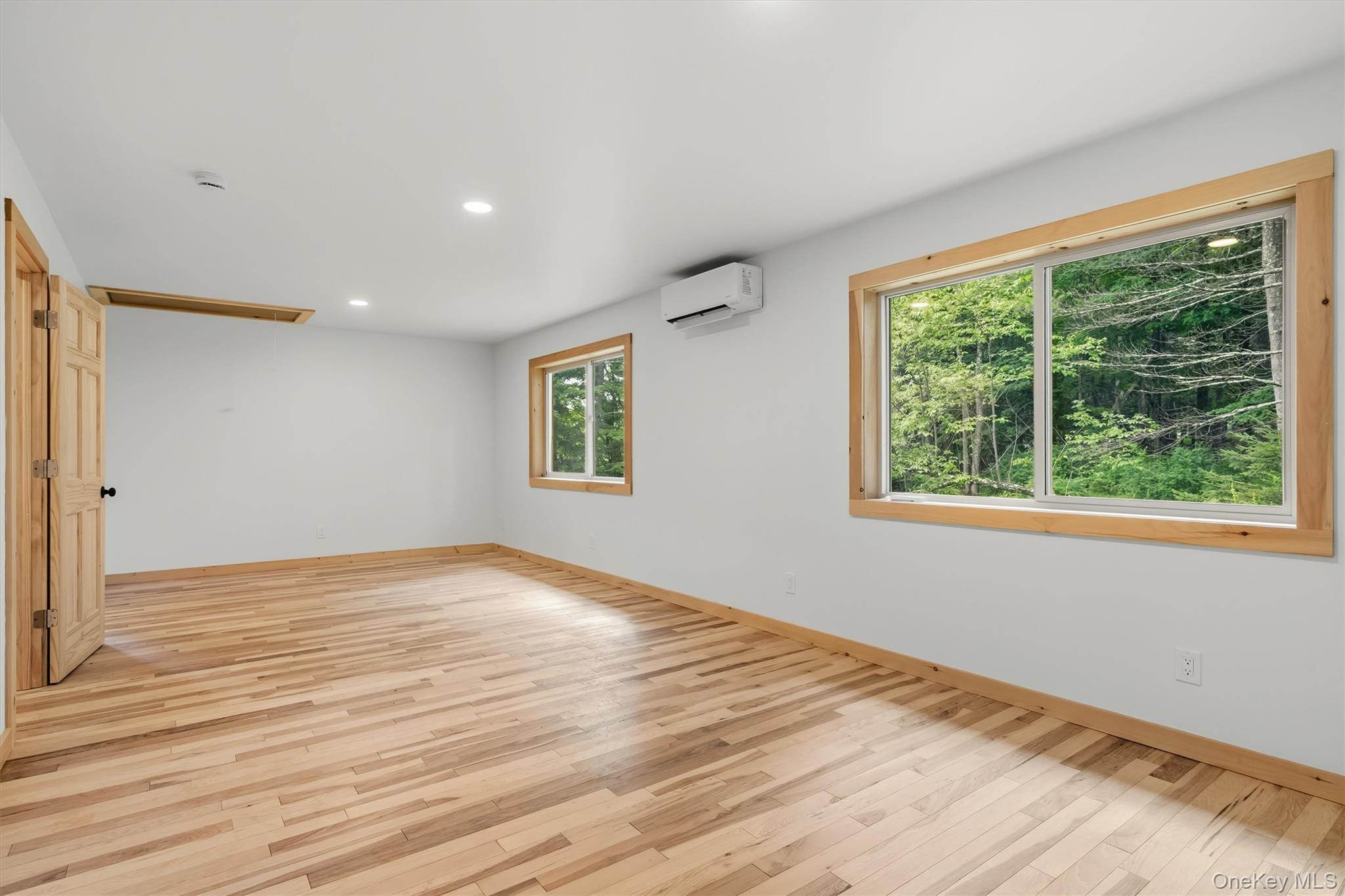 71 Oak Street – For Sale photo 33