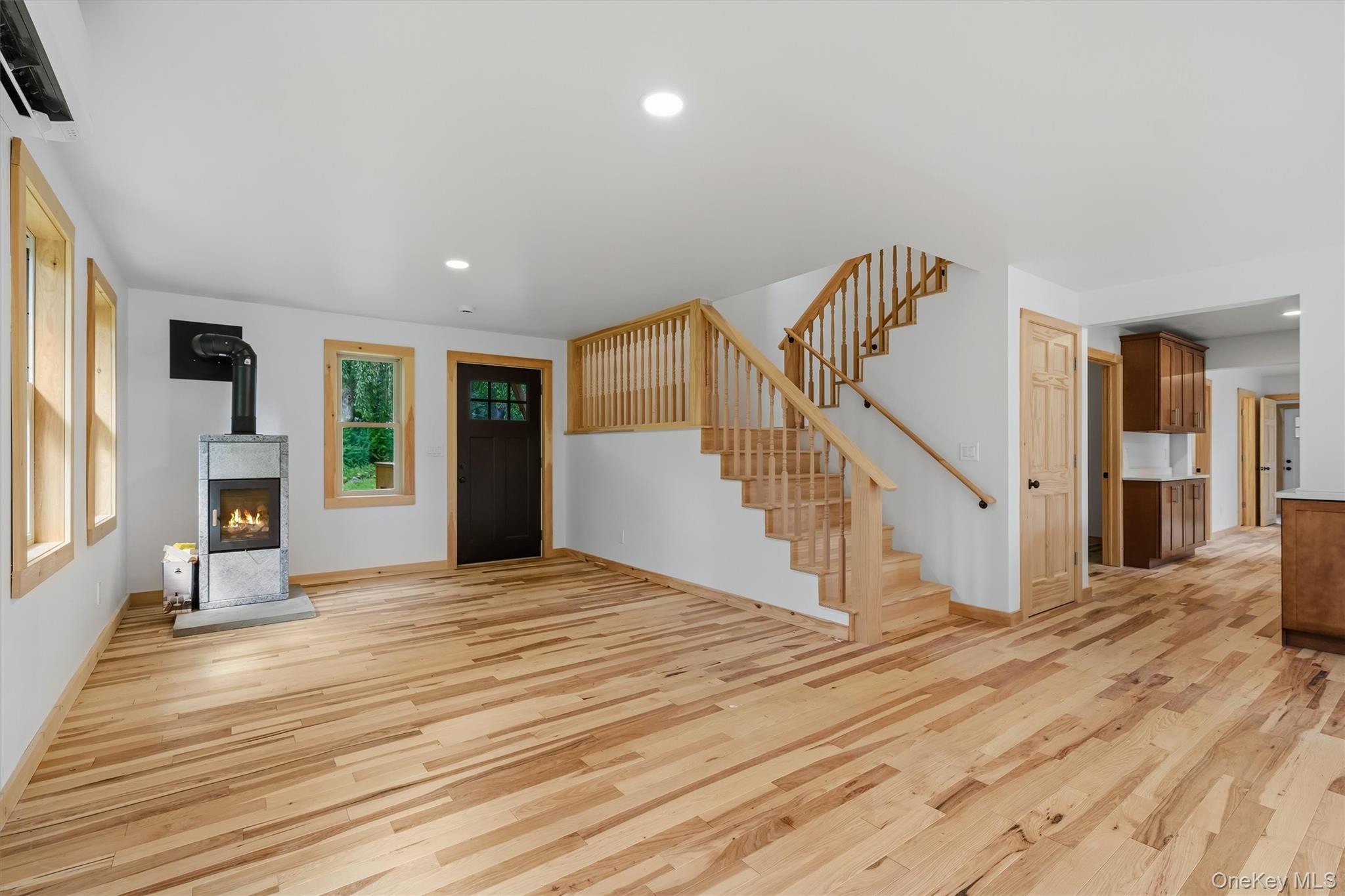 71 Oak Street – For Sale photo 12