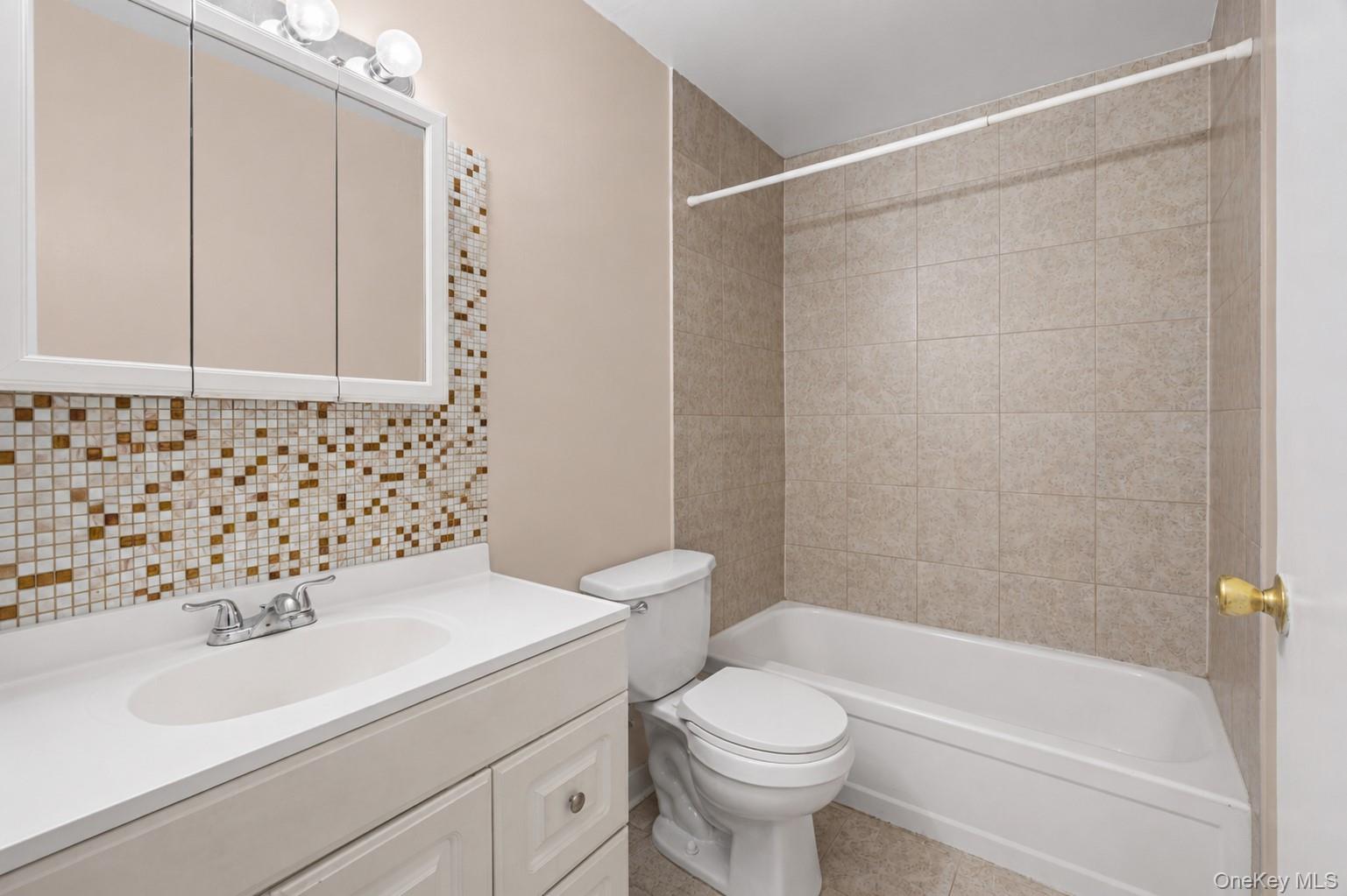 1166 Bergen Avenue – For Sale photo 8