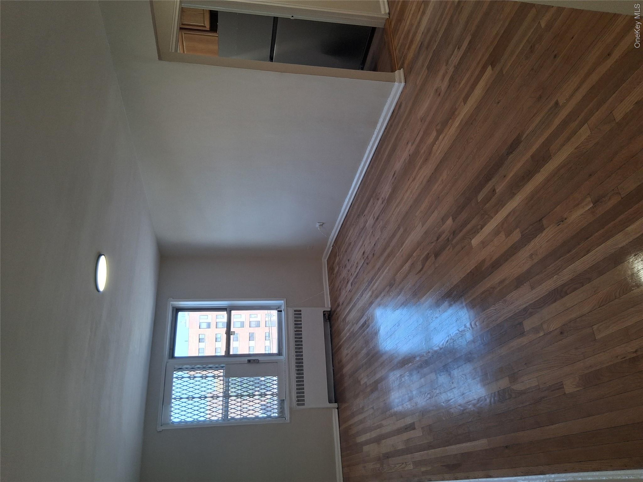2235 Cruger Avenue, Unit 5F photo 3
