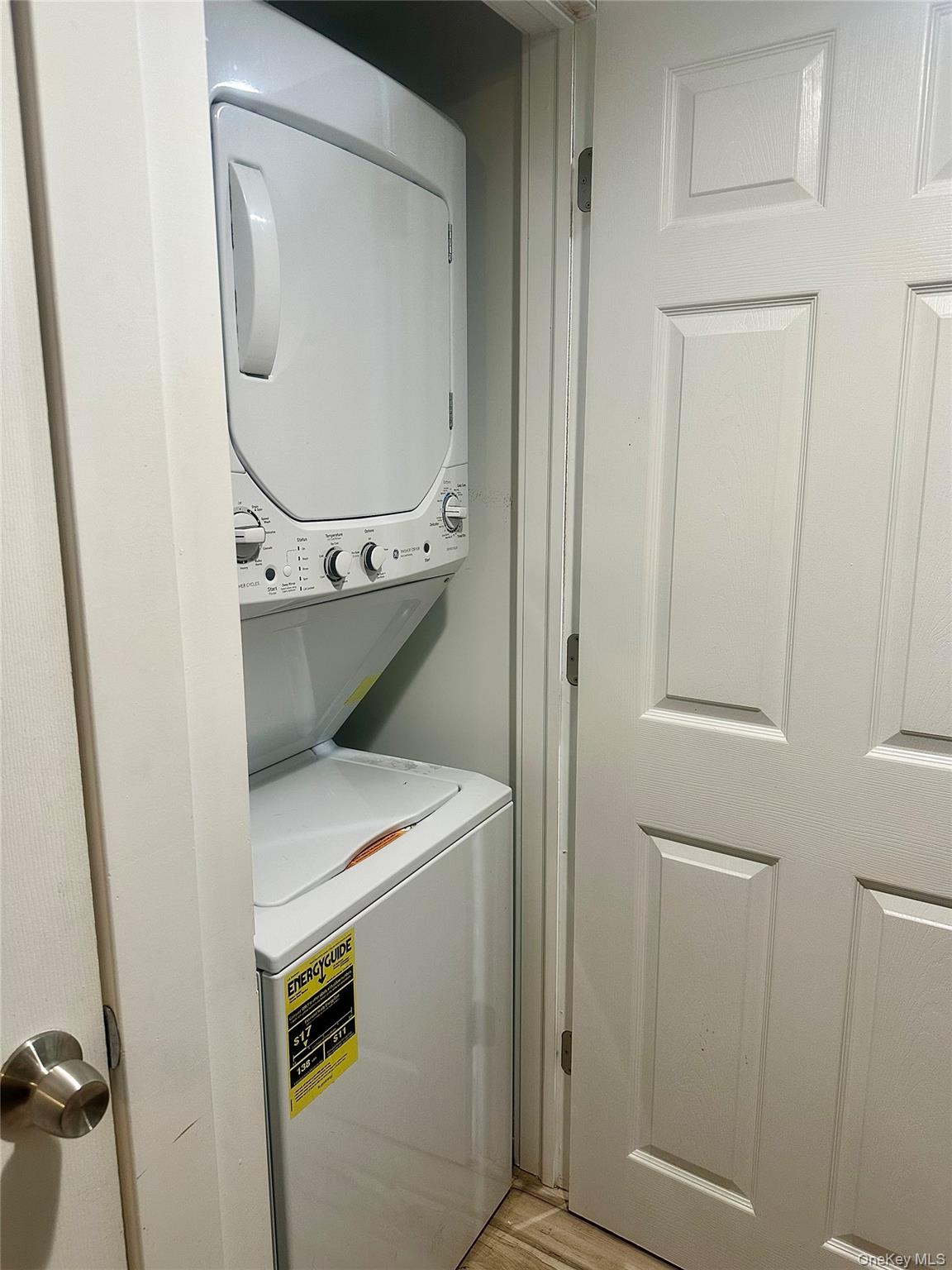 372 Verplanck Avenue, Unit 1 photo 11