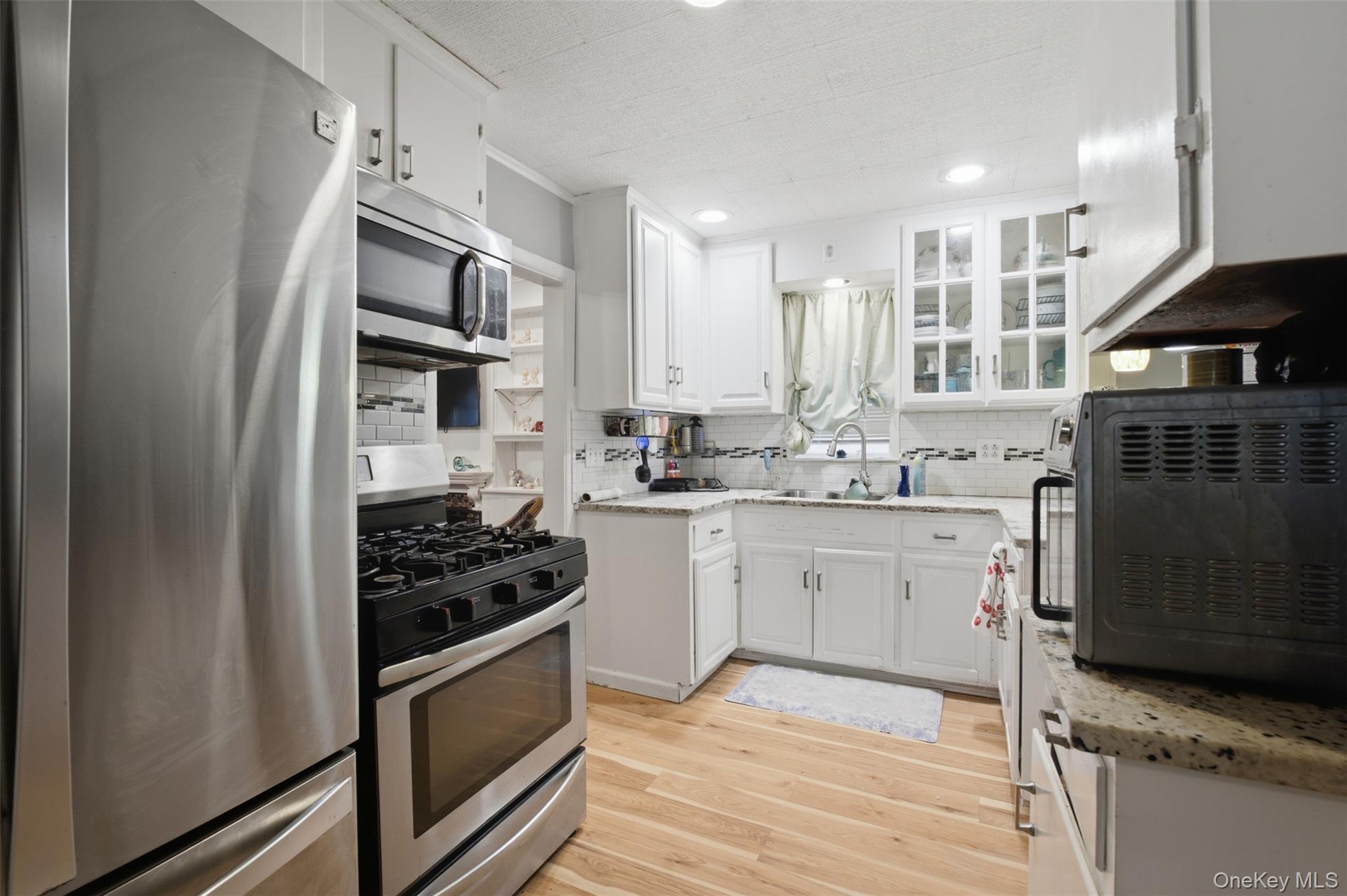88 Becker Street – For Sale photo 7