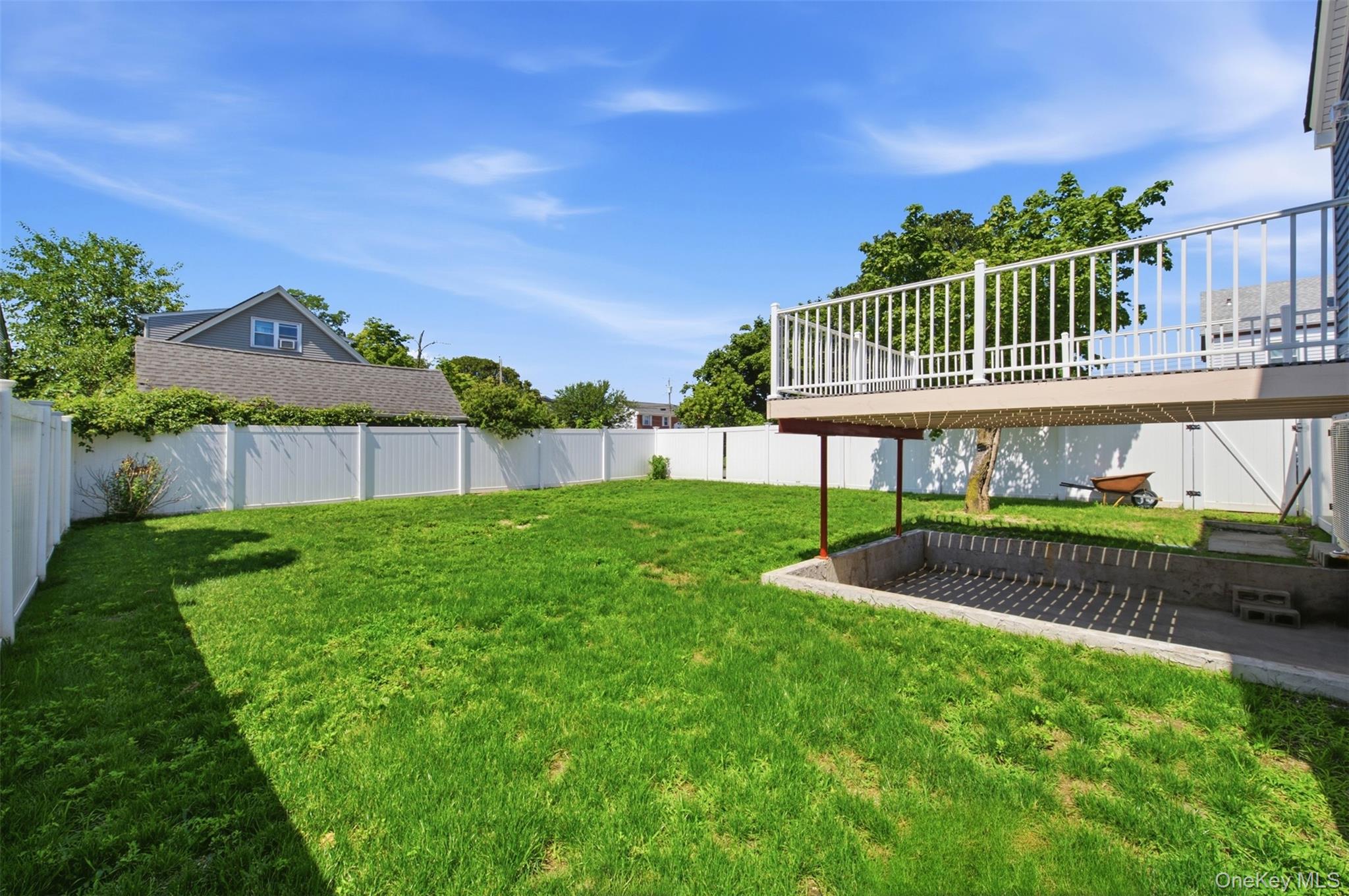 8 5th Street – For Sale photo 24