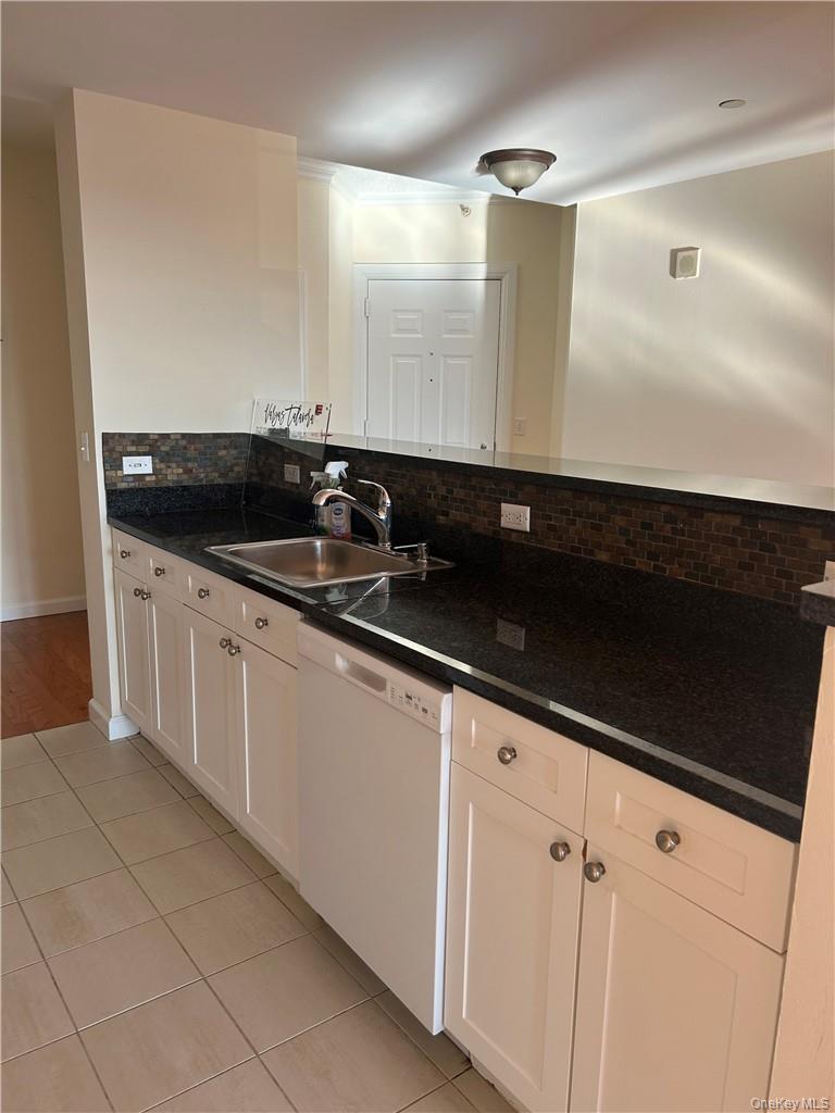 300 Mamaroneck Avenue, Unit 729 photo 5