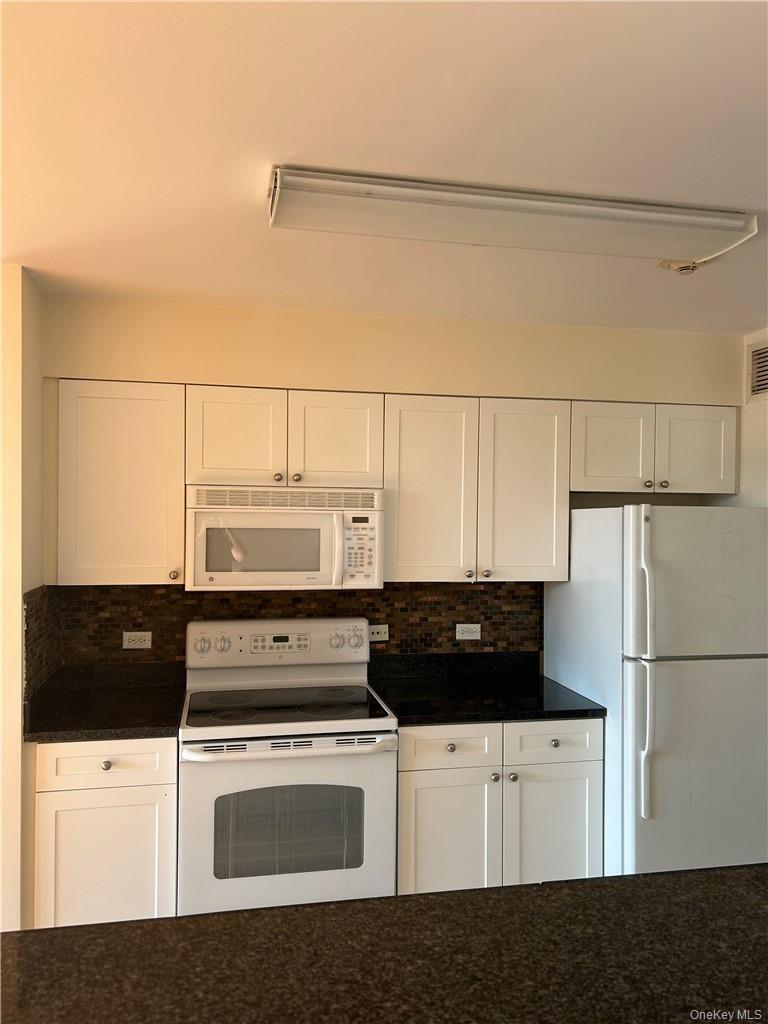 300 Mamaroneck Avenue, Unit 729 photo 4