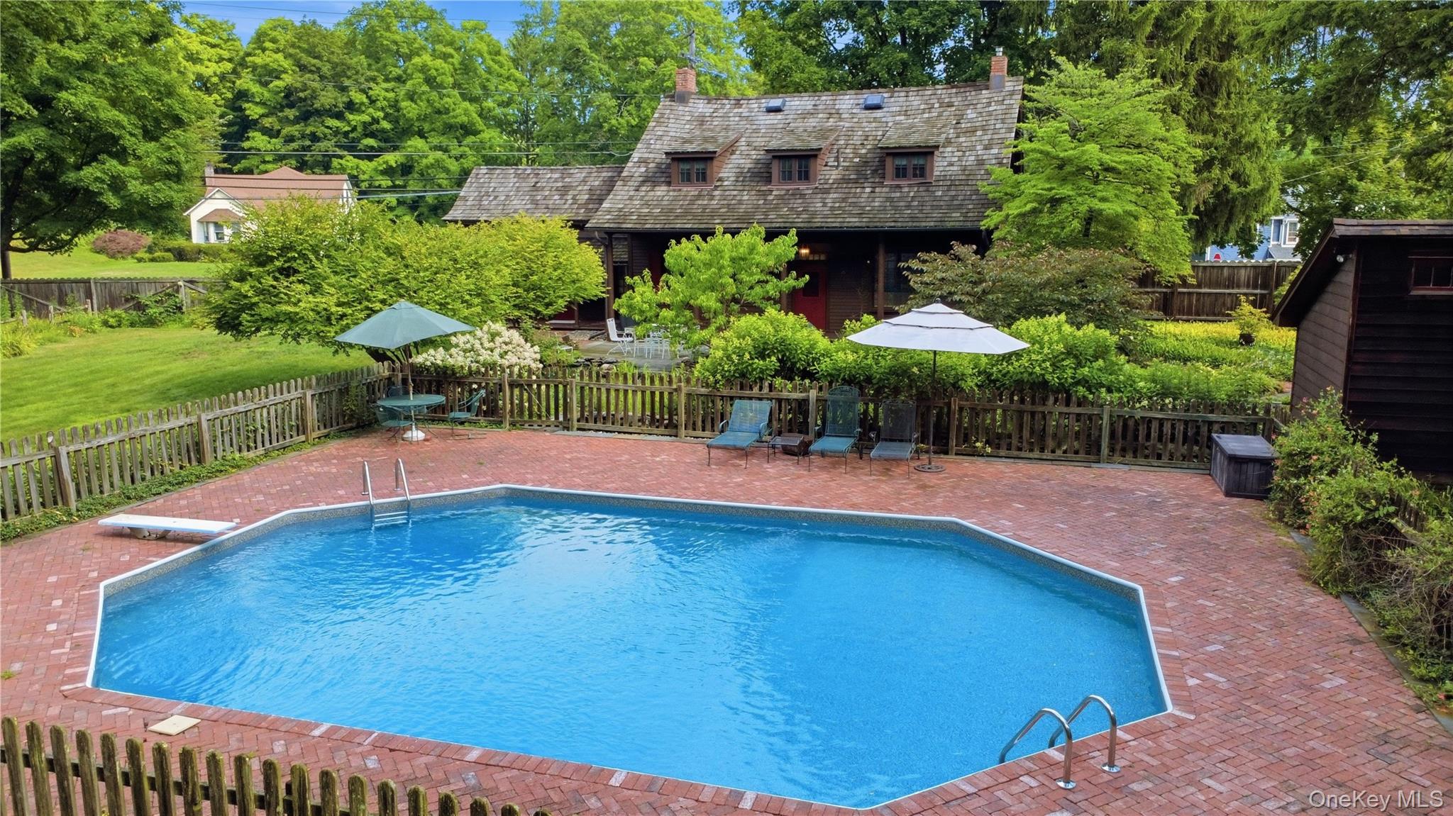 809 Traver Road – For Sale