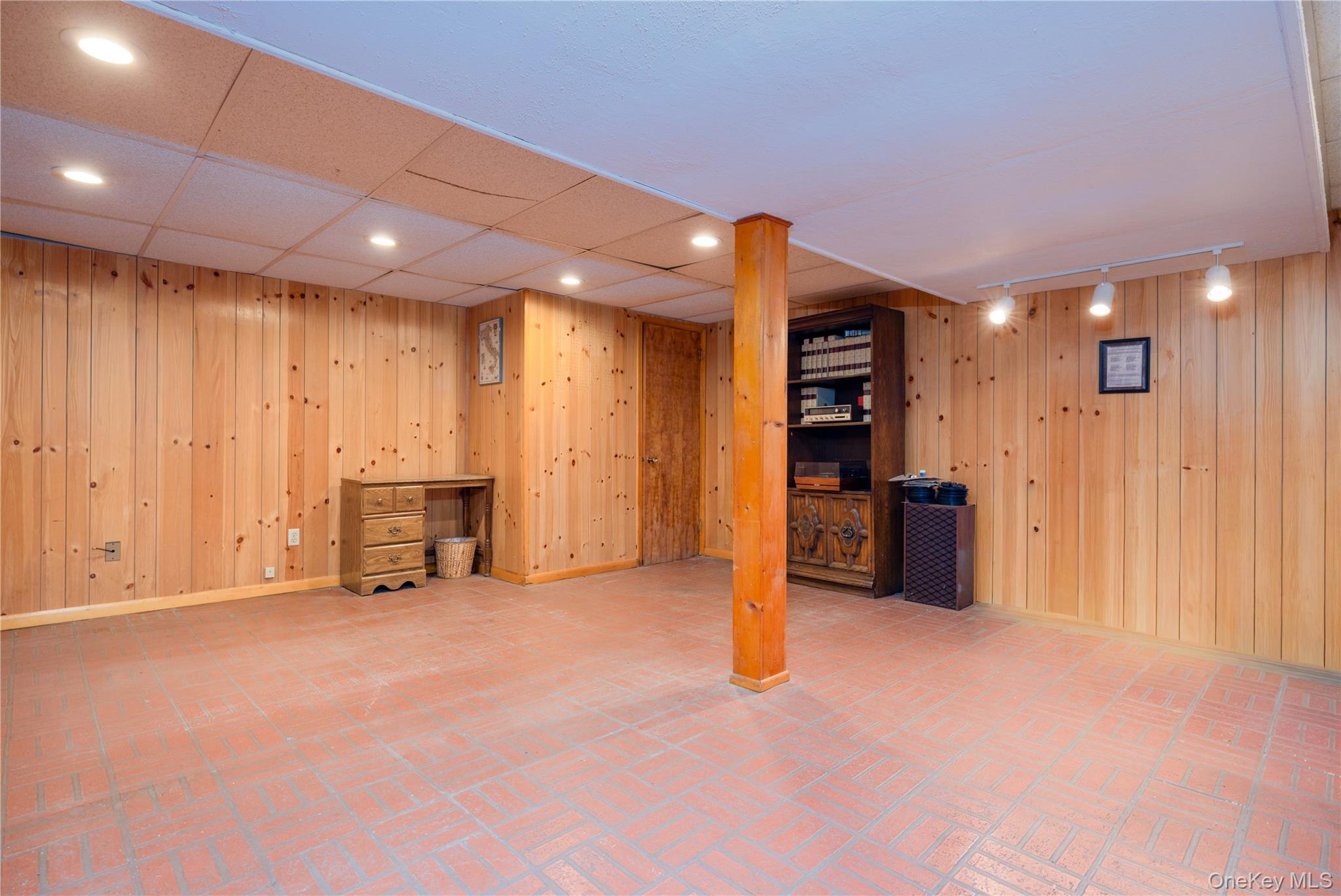 1 Short Street – For Sale photo 24