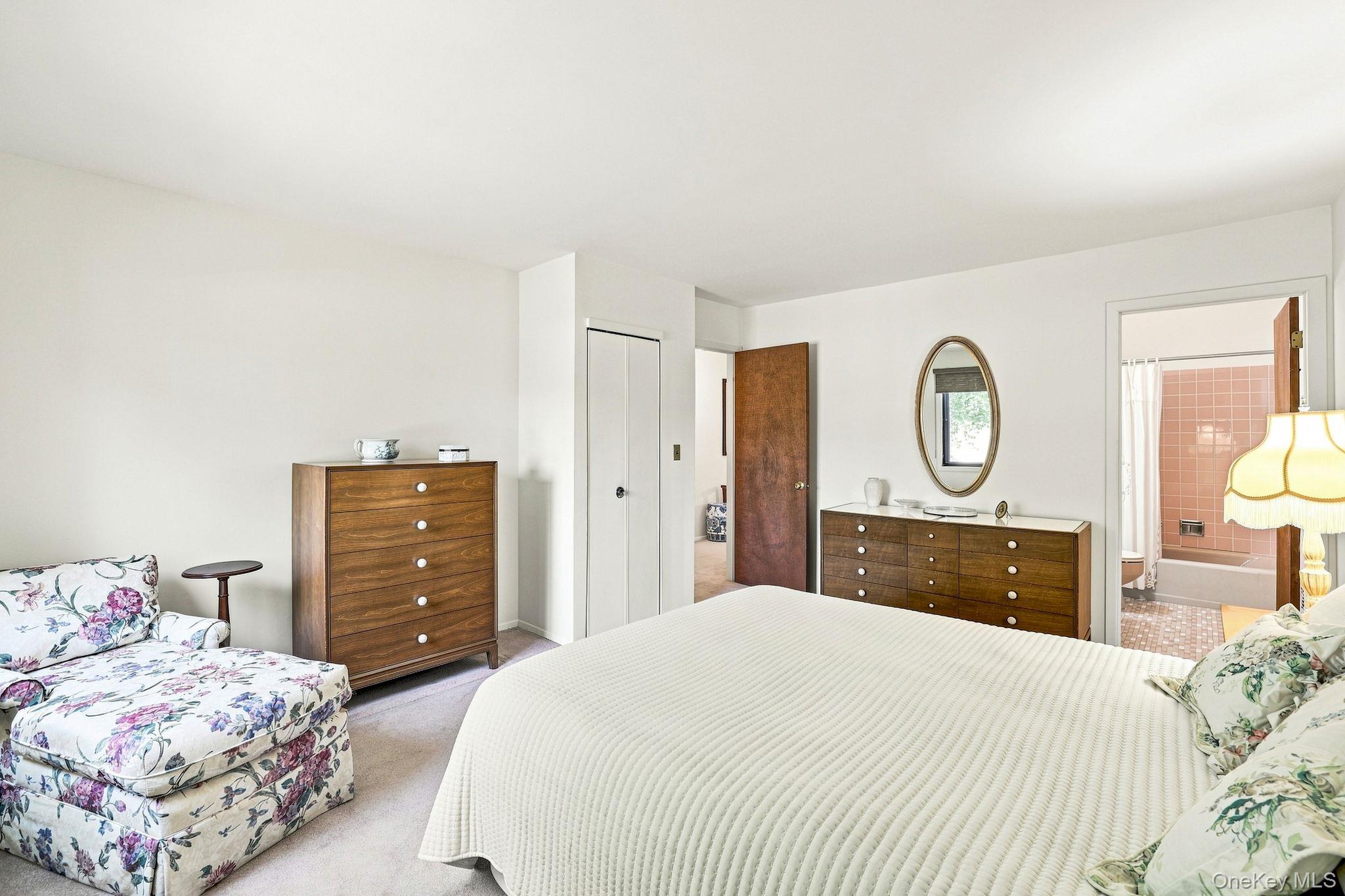 45 Jefferson Oval, Unit H photo 15