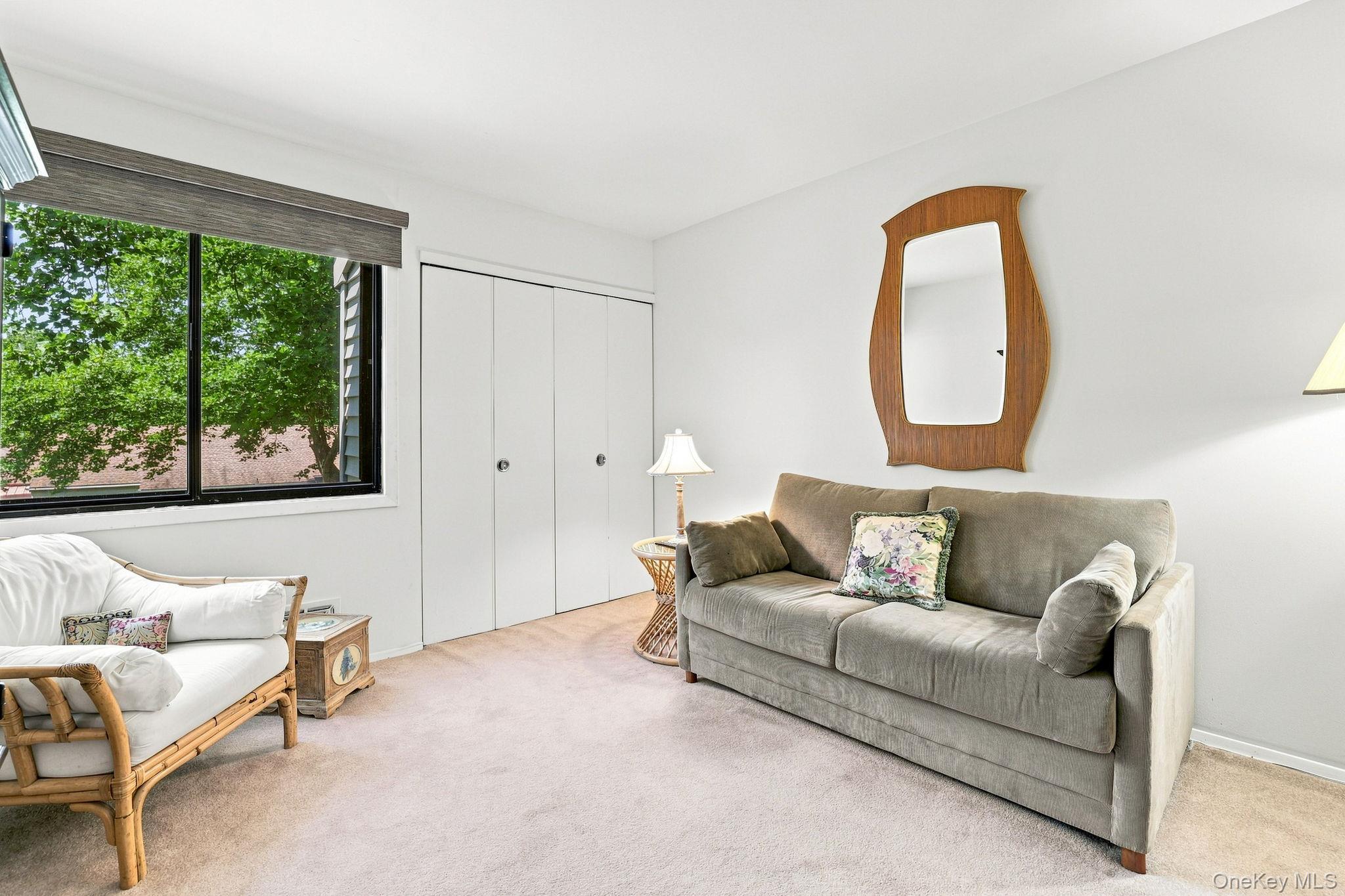 45 Jefferson Oval, Unit H photo 18