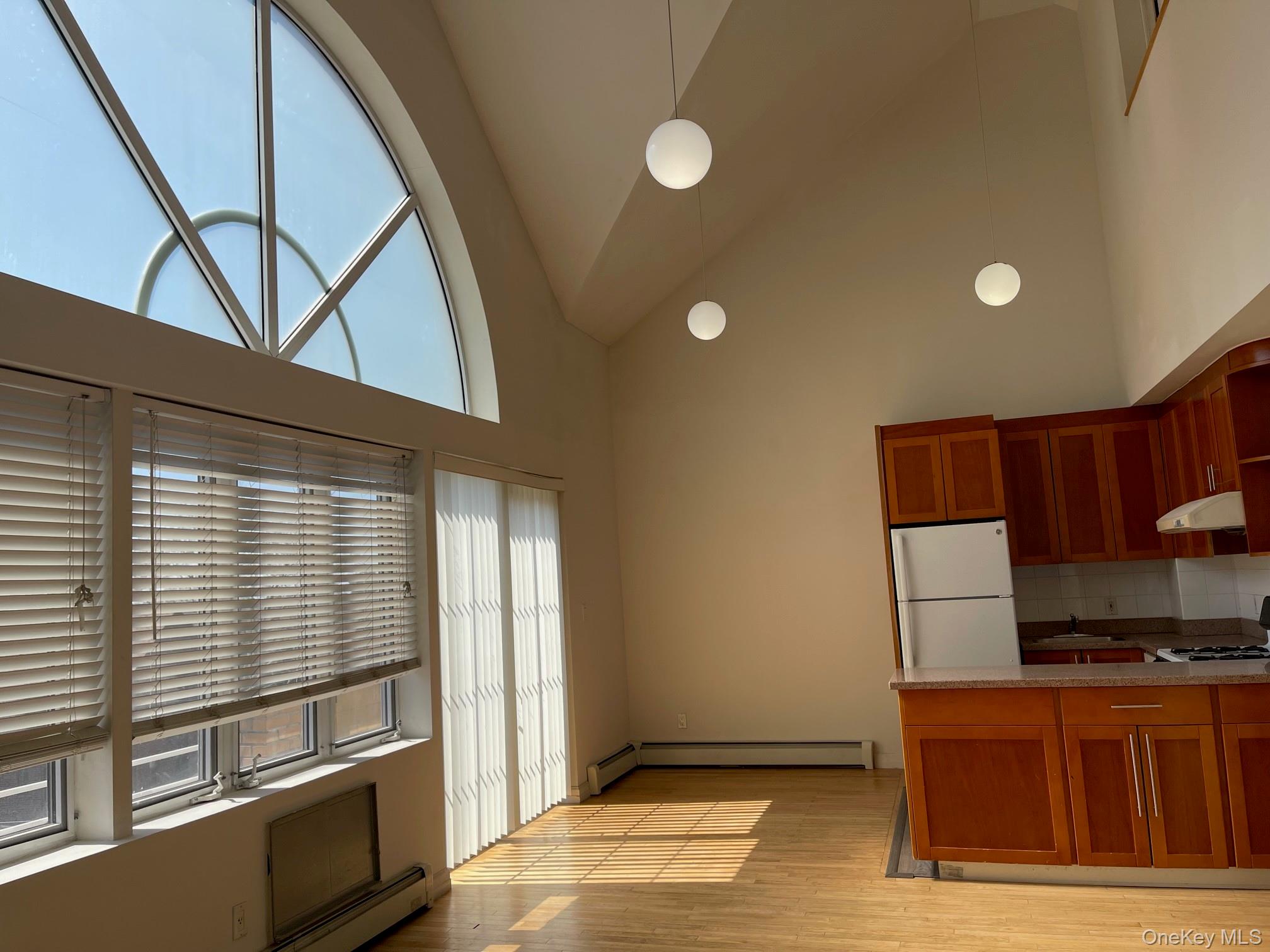 245-33 60th Avenue, Unit 2 photo 2