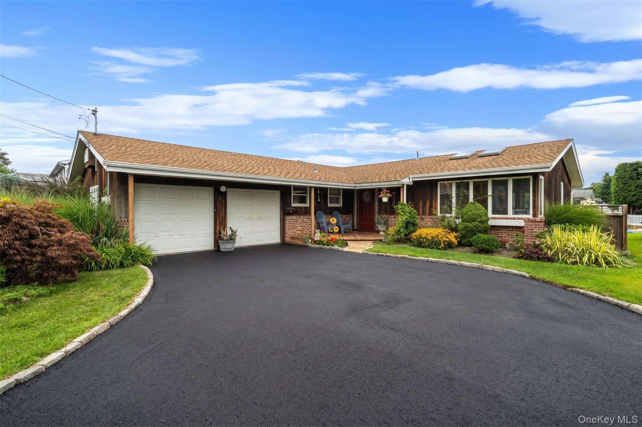 35 Fleets Point Drive – For Sale photo 2