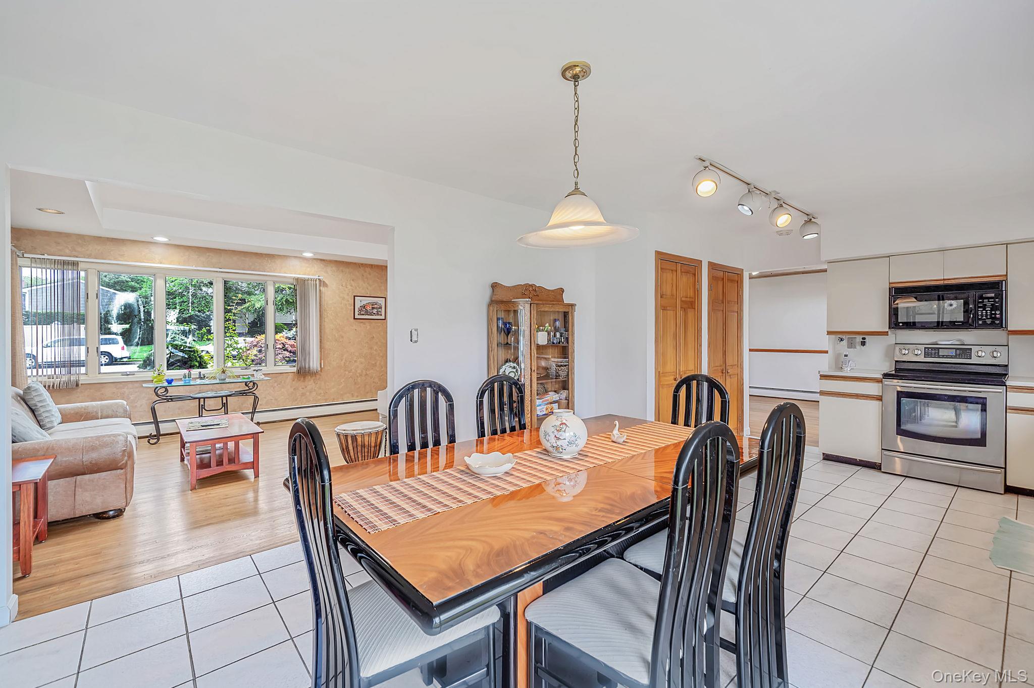 35 Fleets Point Drive – For Sale photo 4