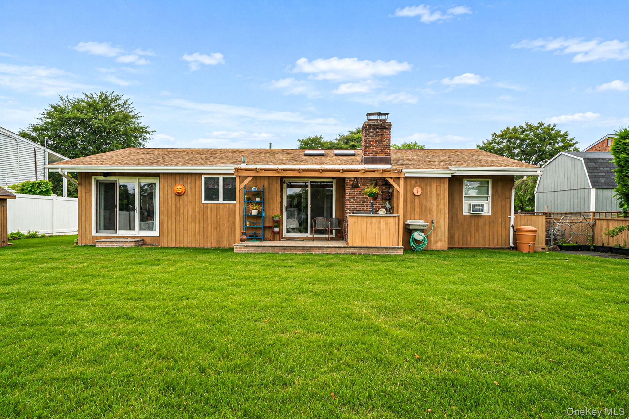 35 Fleets Point Drive – For Sale photo 16