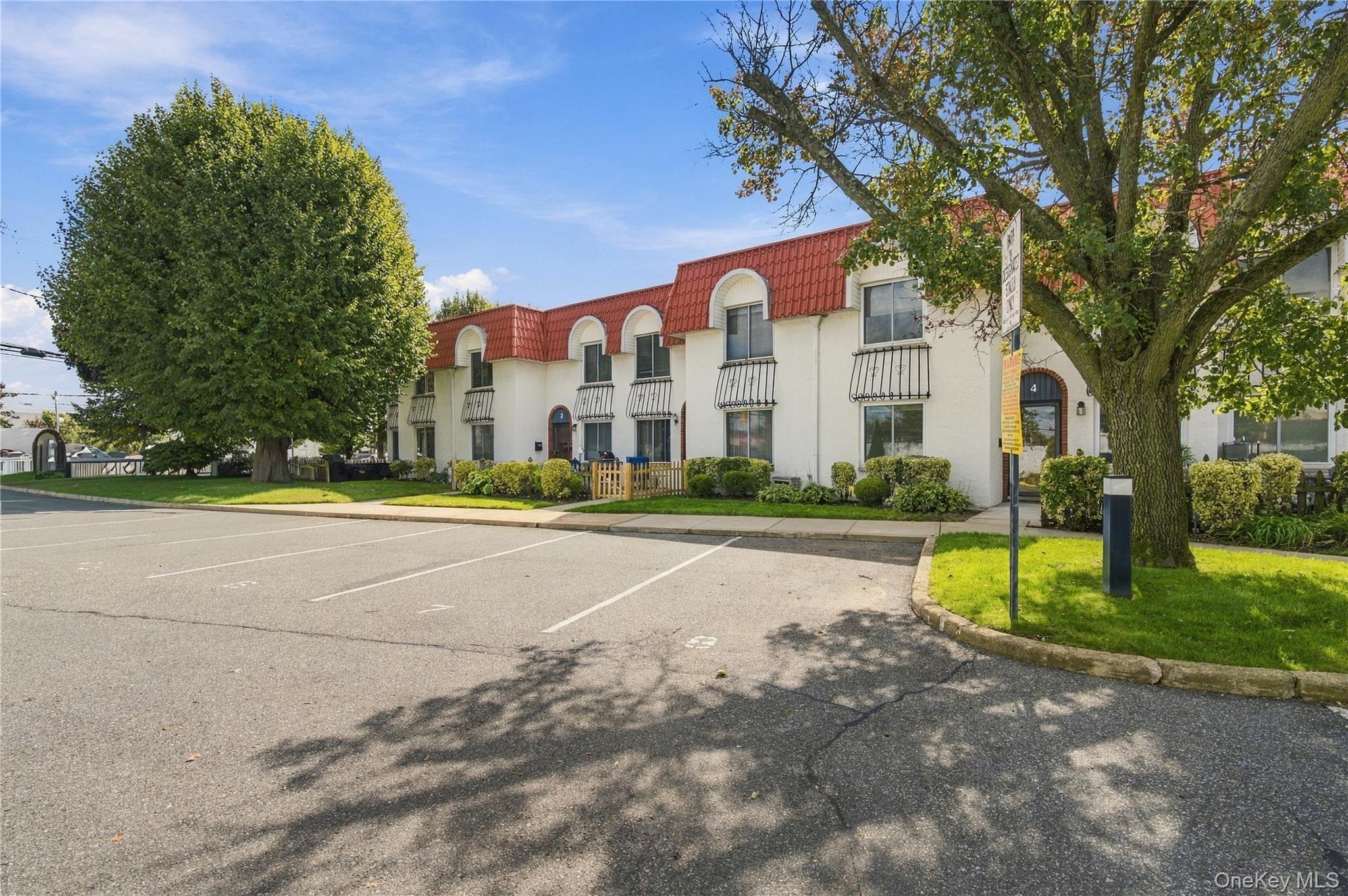 1 Alhambra Drive – For Sale photo 18