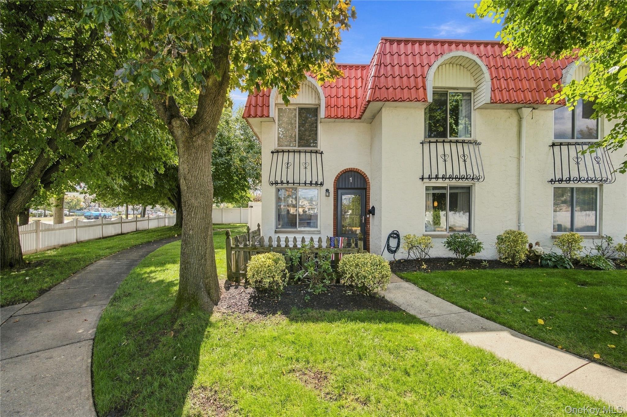 1 Alhambra Drive – For Sale