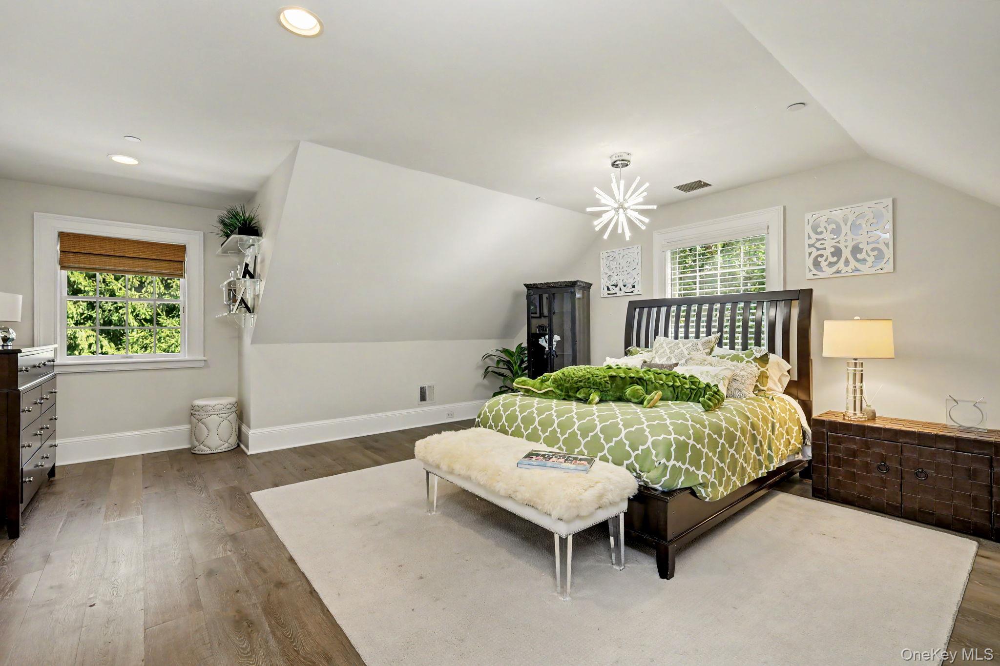 9 Trails End – For Sale photo 32