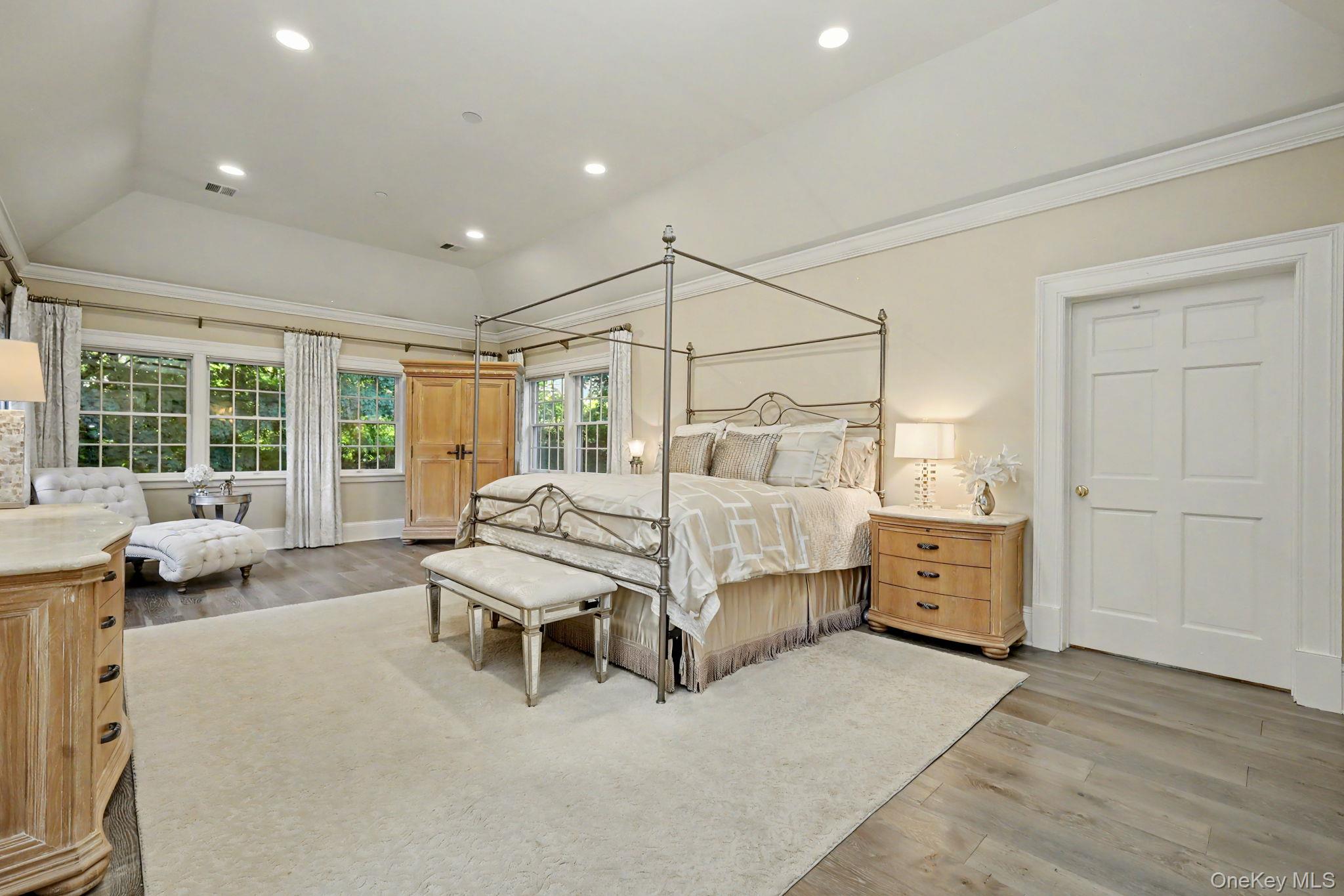 9 Trails End – For Sale photo 24