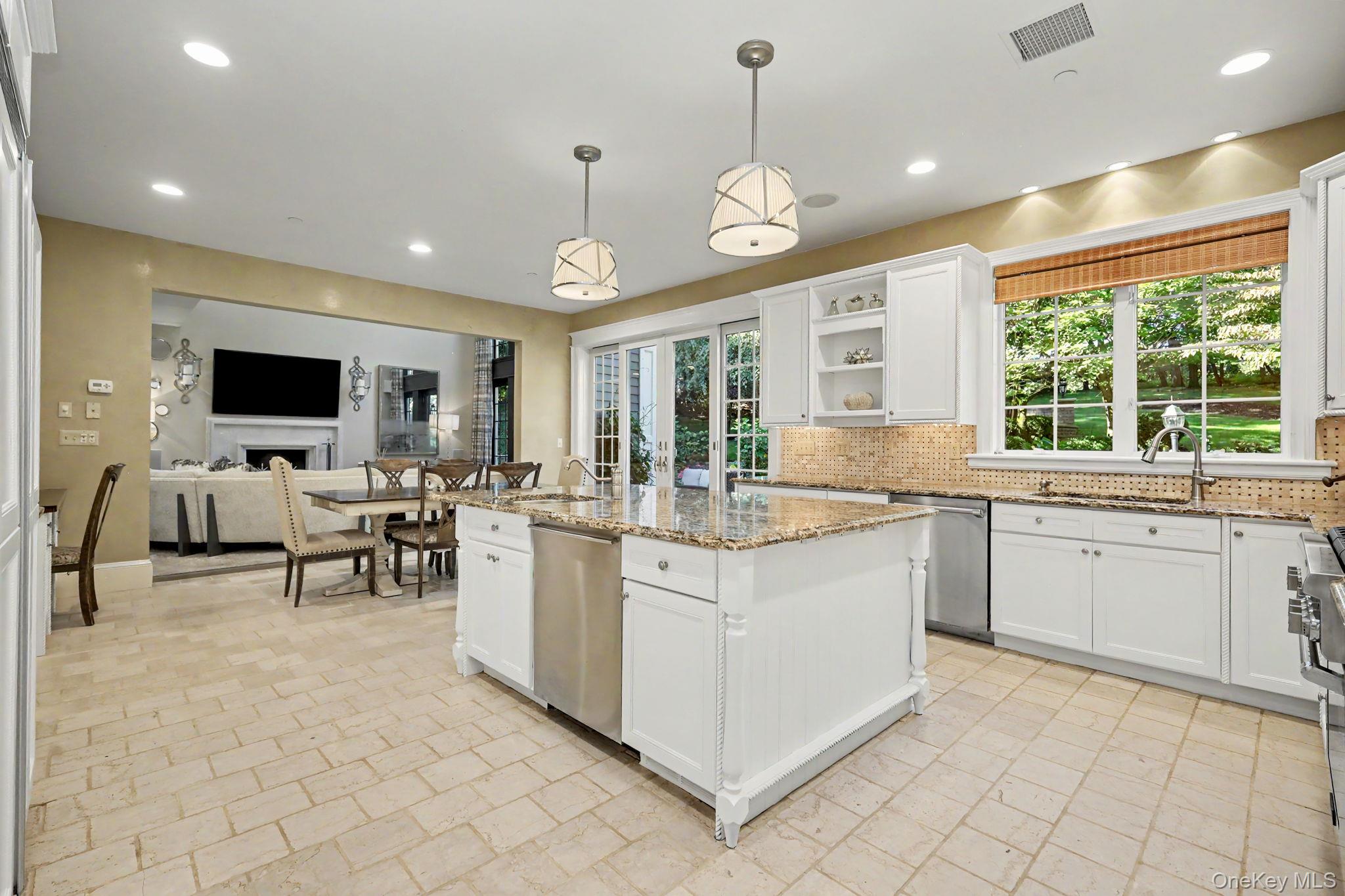 9 Trails End – For Sale photo 13