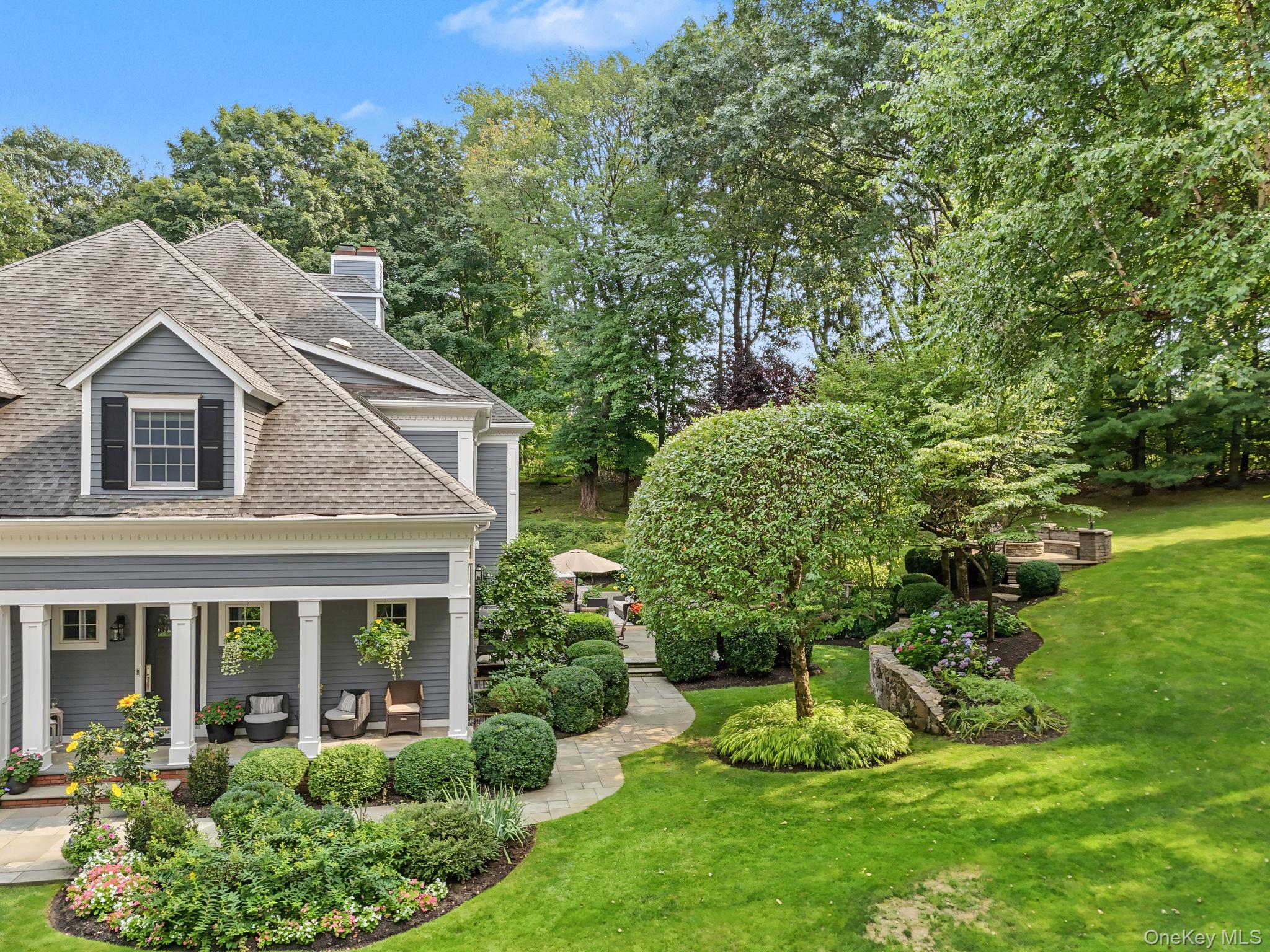 9 Trails End – For Sale photo 38