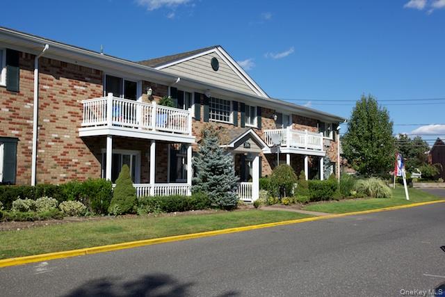 222 Lakeland Avenue, Unit I-5