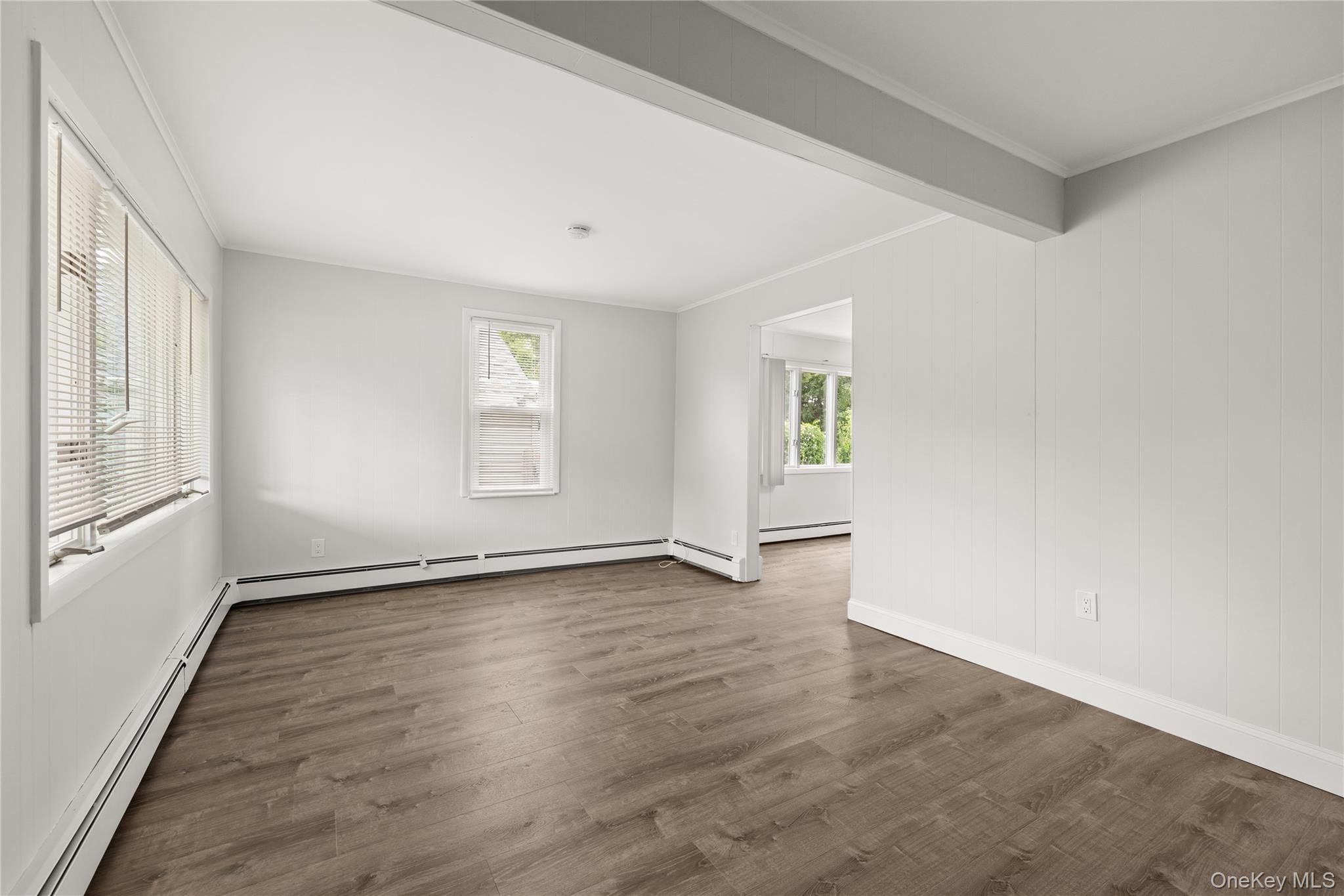175 Centre Avenue – For Rent photo 2