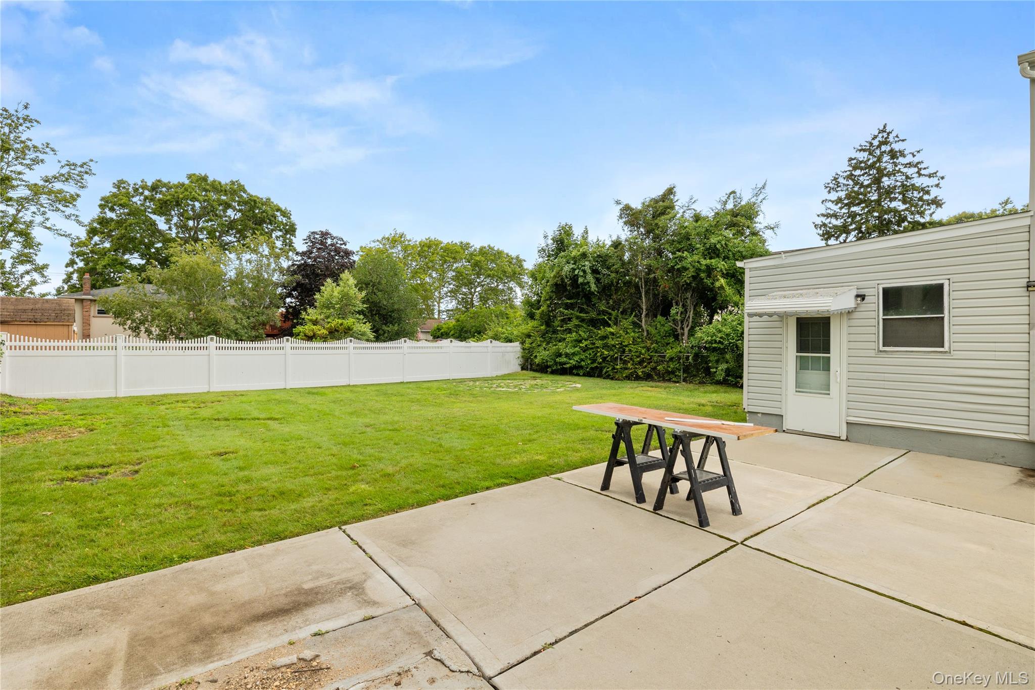 175 Centre Avenue – For Rent photo 12