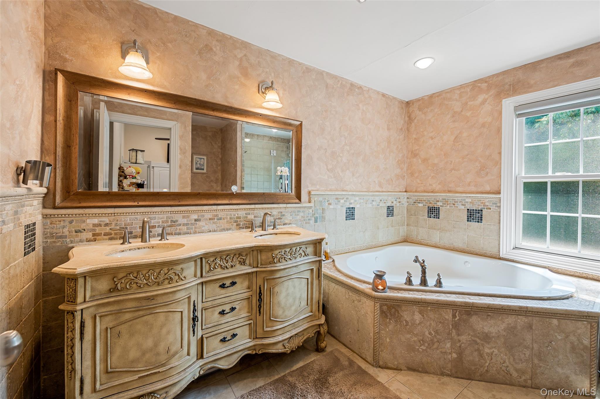 19 Manetto Drive – For Sale photo 9