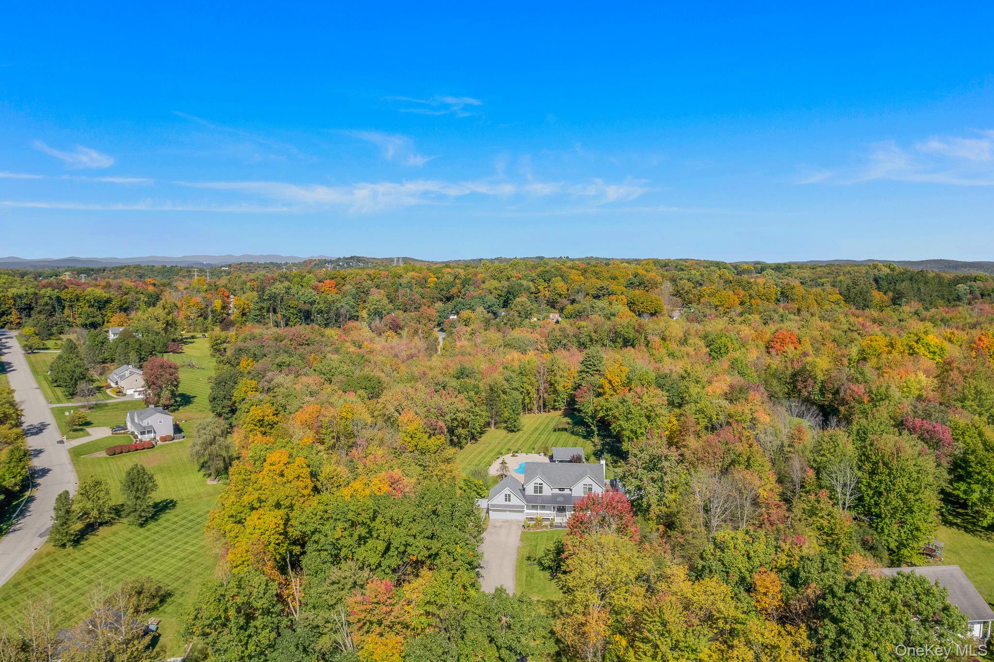 51 Red Hawk Hollow Road – For Sale photo 2
