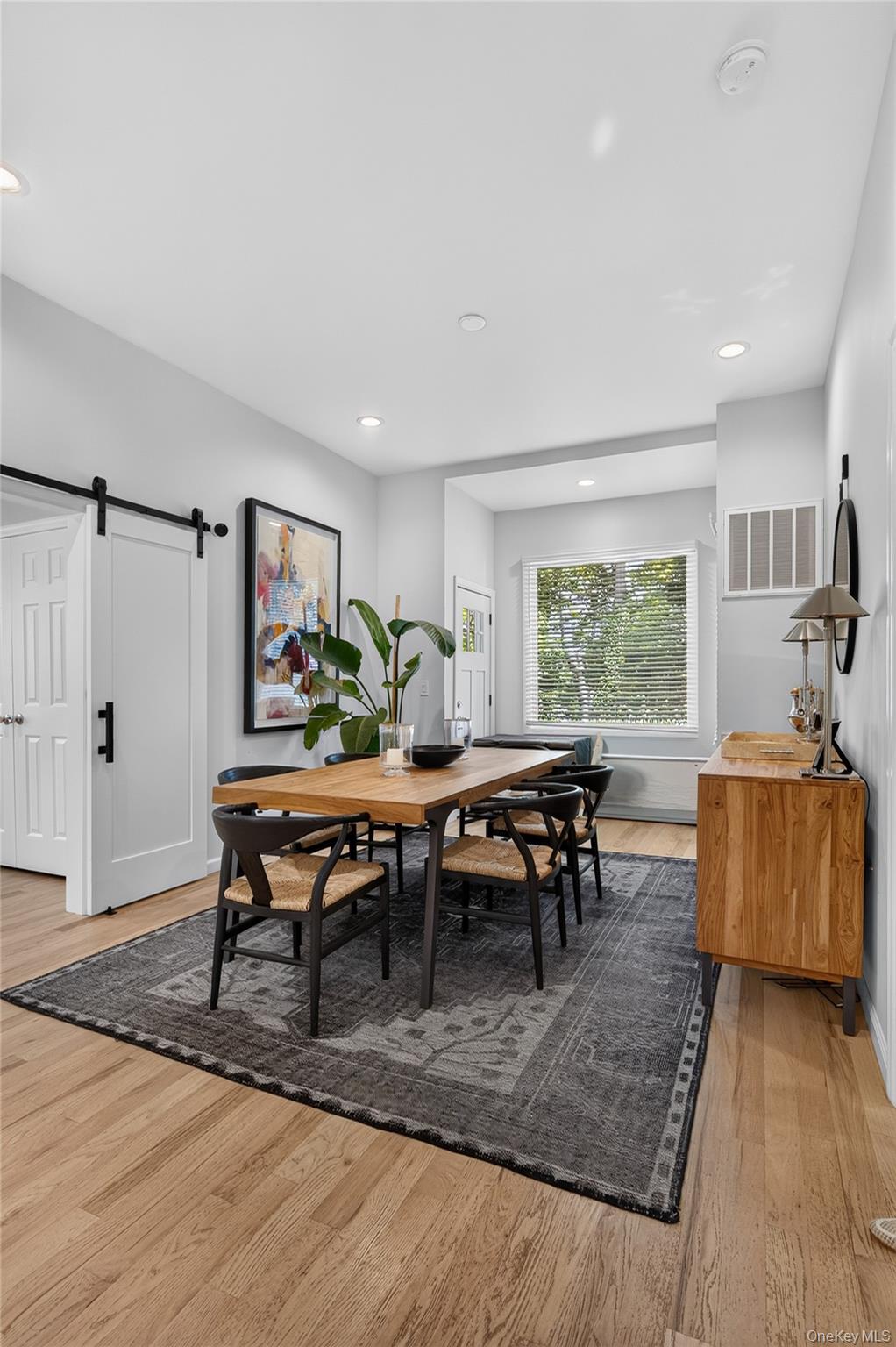 15 Bayview Avenue – For Rent photo 9