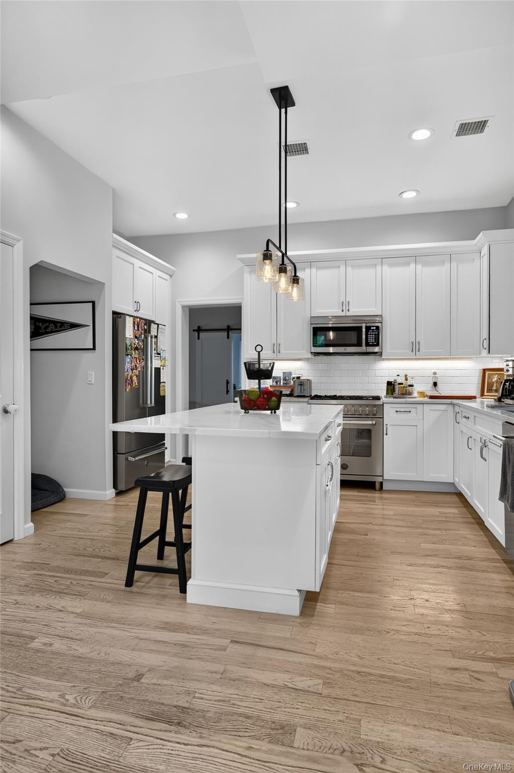 15 Bayview Avenue – For Rent photo 14
