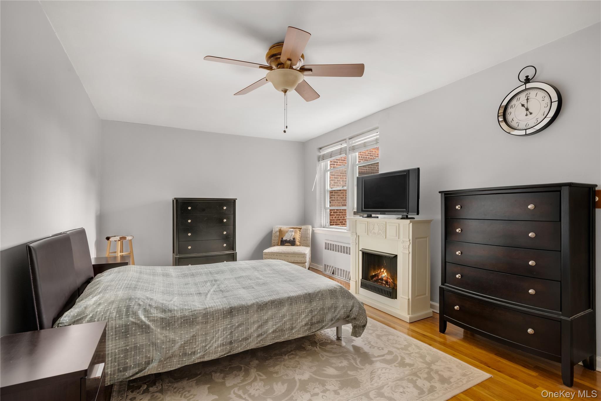 102-55 67th Drive, Unit 6F photo 4