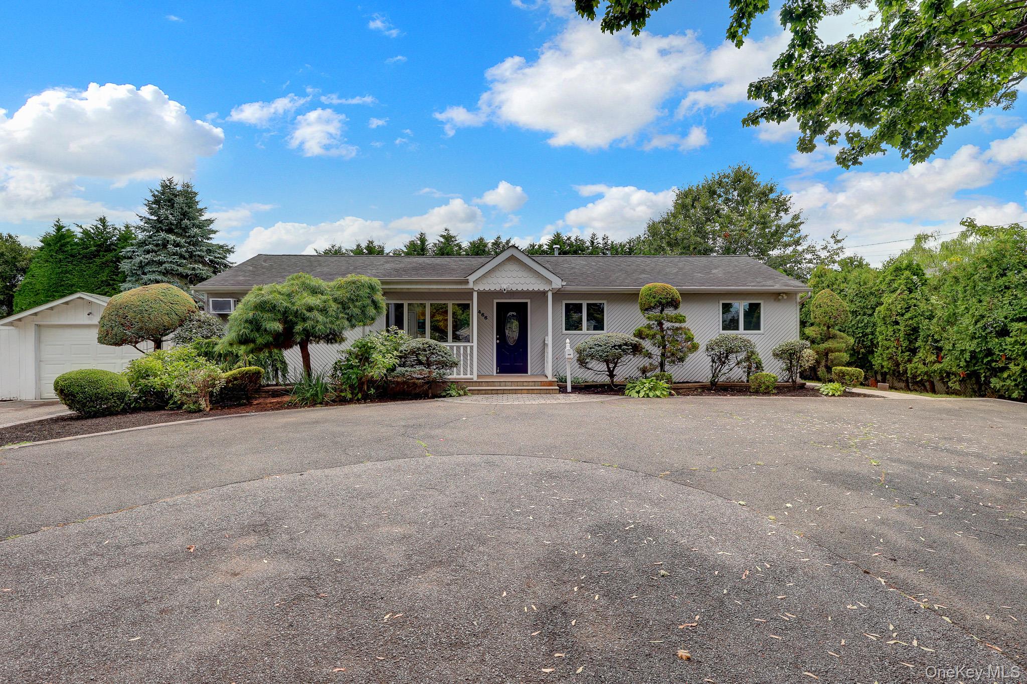 466 W 4th Street – For Sale photo 5