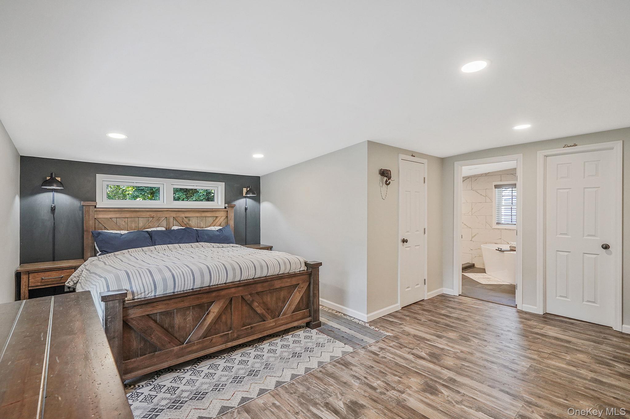 10 Bayview Avenue – For Sale photo 17