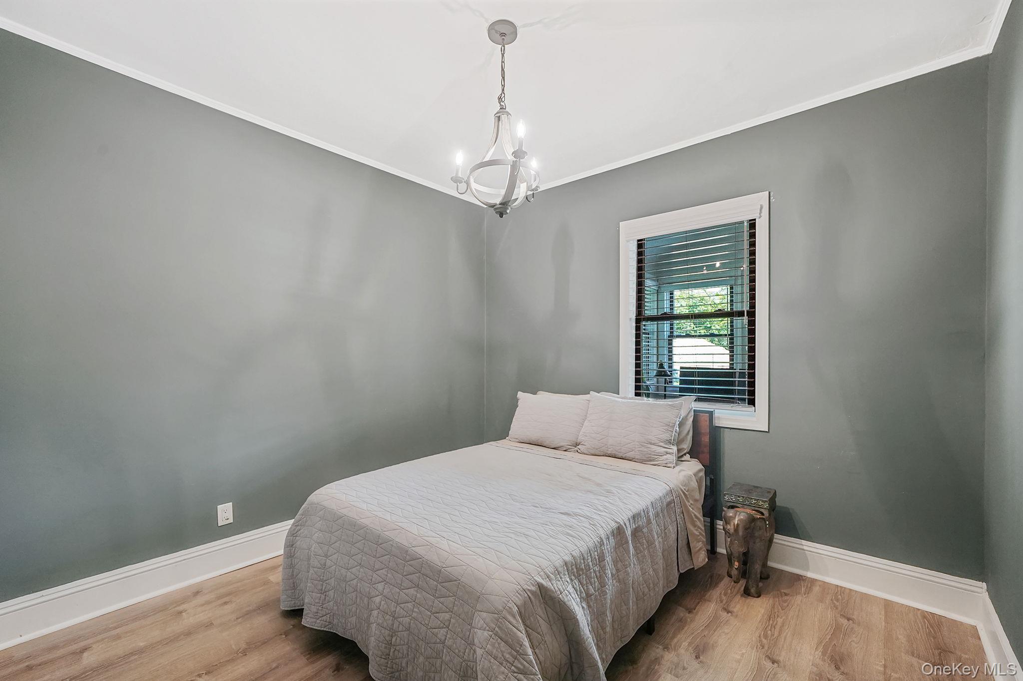 10 Bayview Avenue – For Sale photo 22