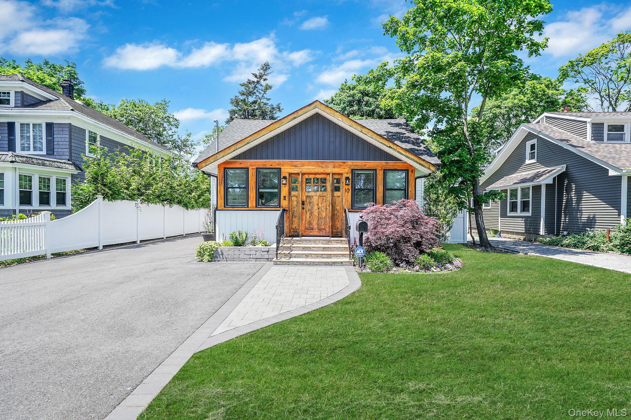 10 Bayview Avenue – For Sale photo 2