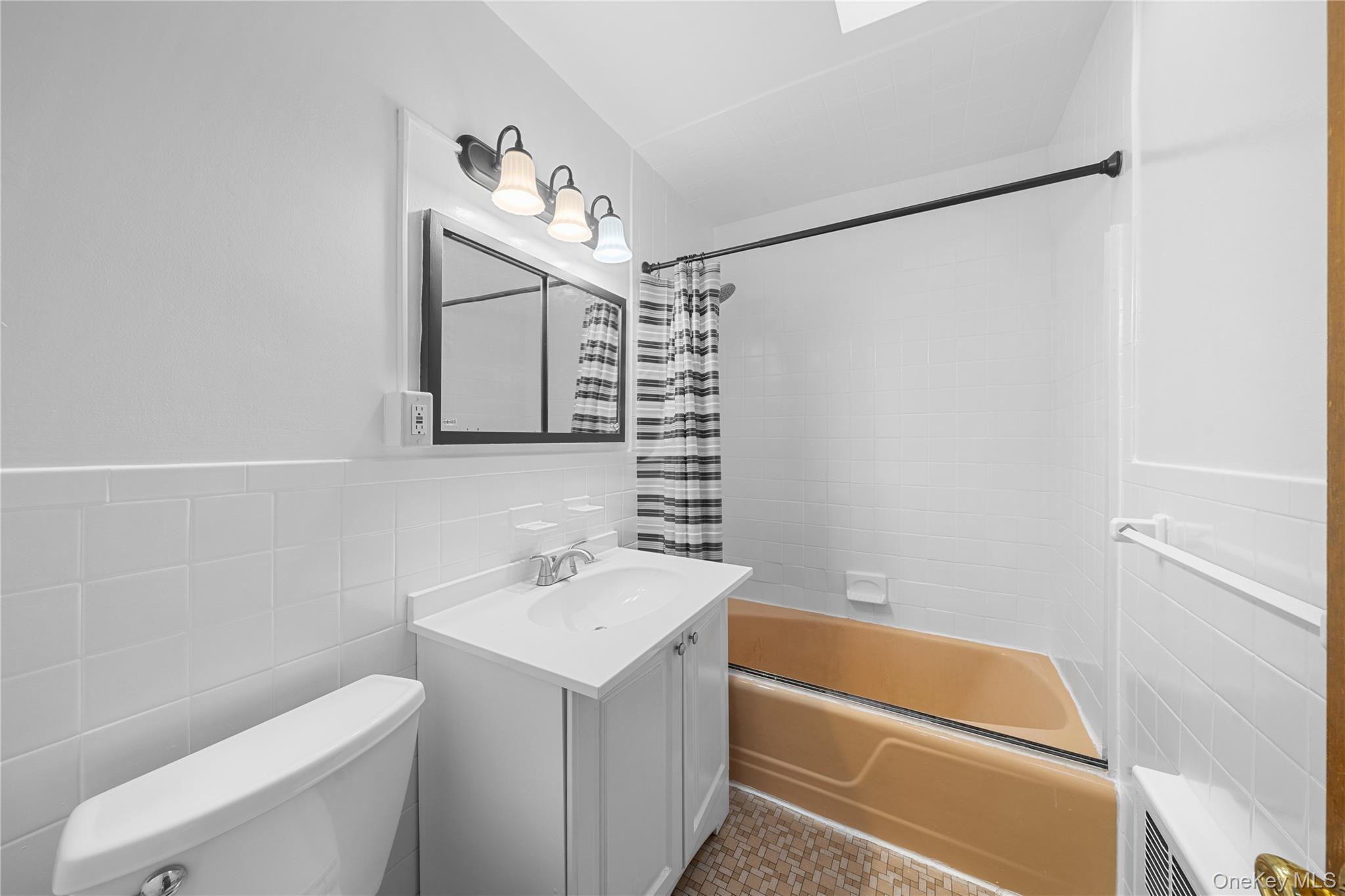 61-04 217th Street – For Sale photo 18