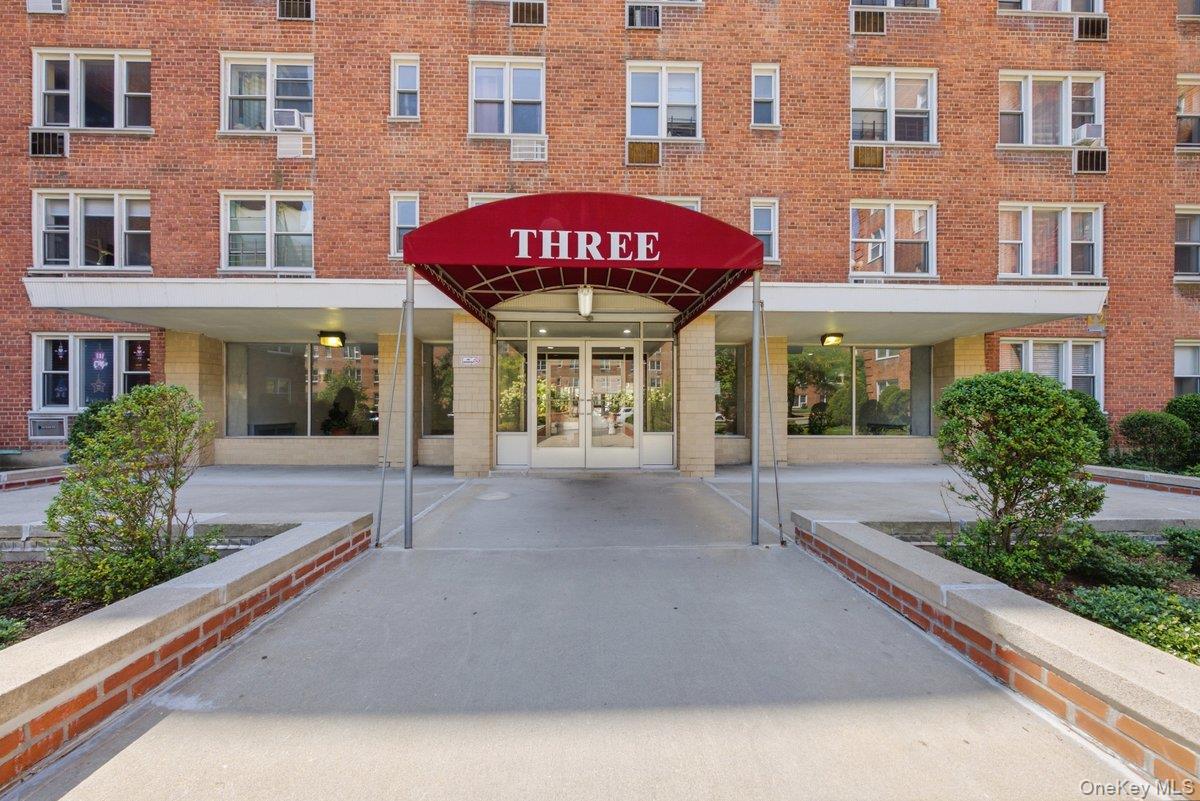 3 Sadore Lane, Unit 7P photo 25