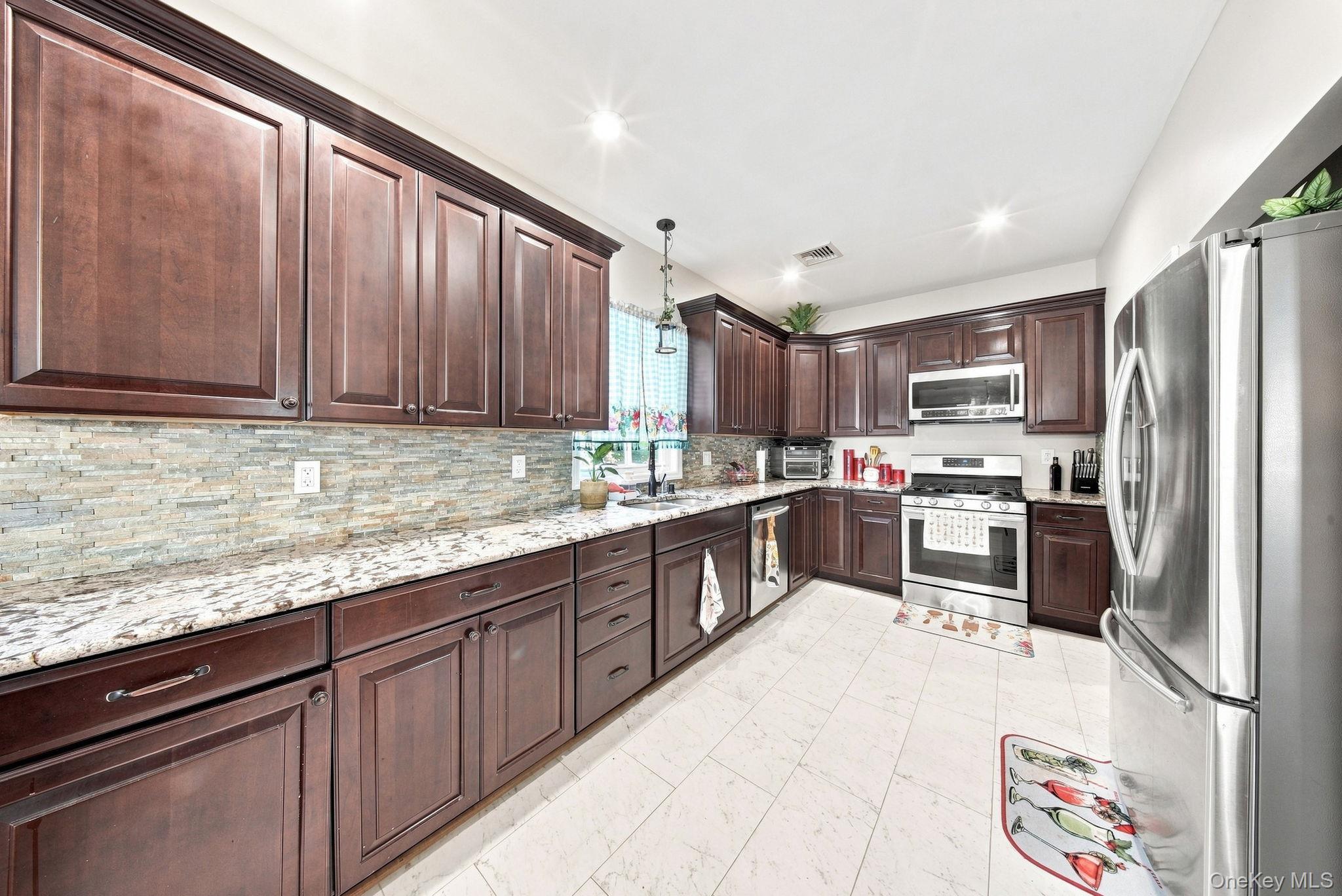 30 High Street – For Sale photo 14