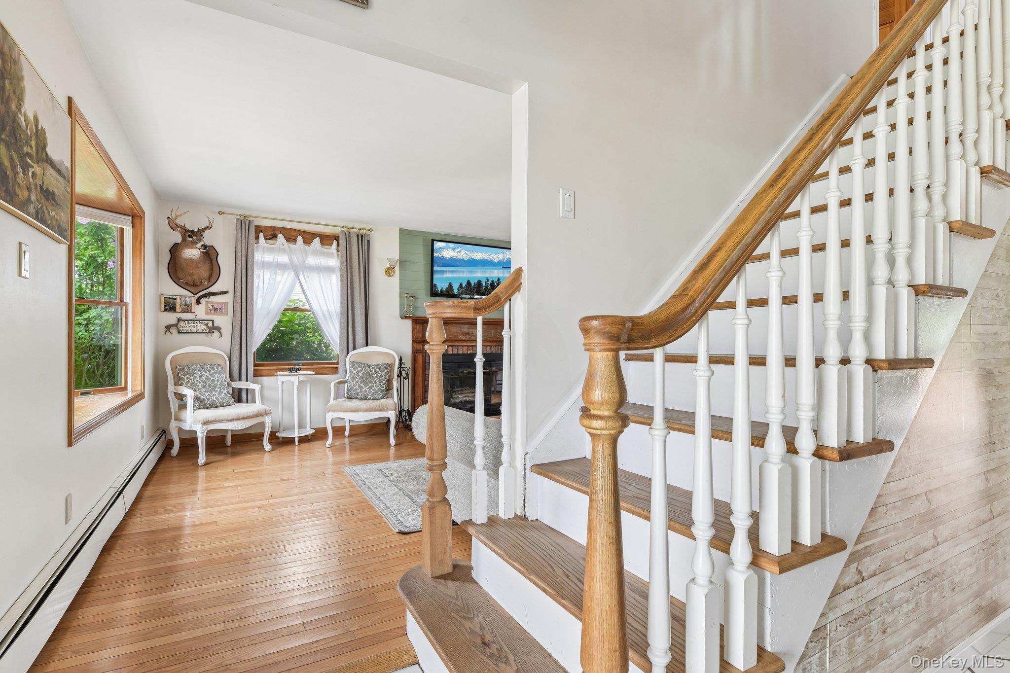 21 Manchester Lane – For Sale photo 4