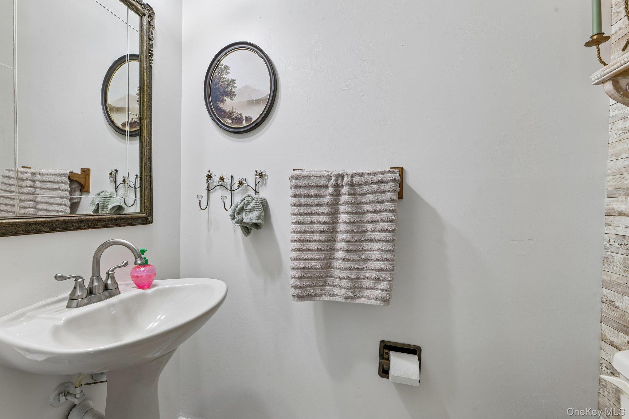 21 Manchester Lane – For Sale photo 16