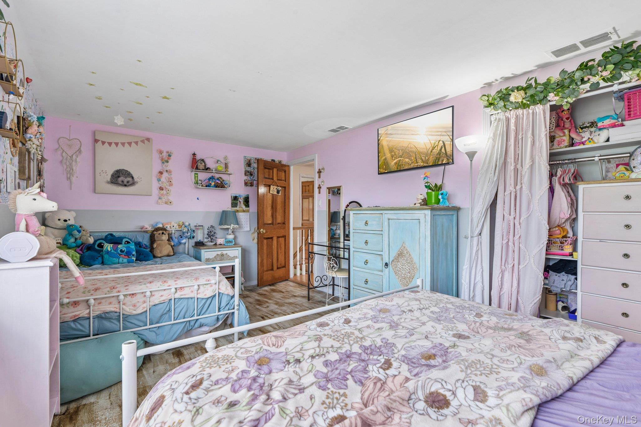 21 Manchester Lane – For Sale photo 23